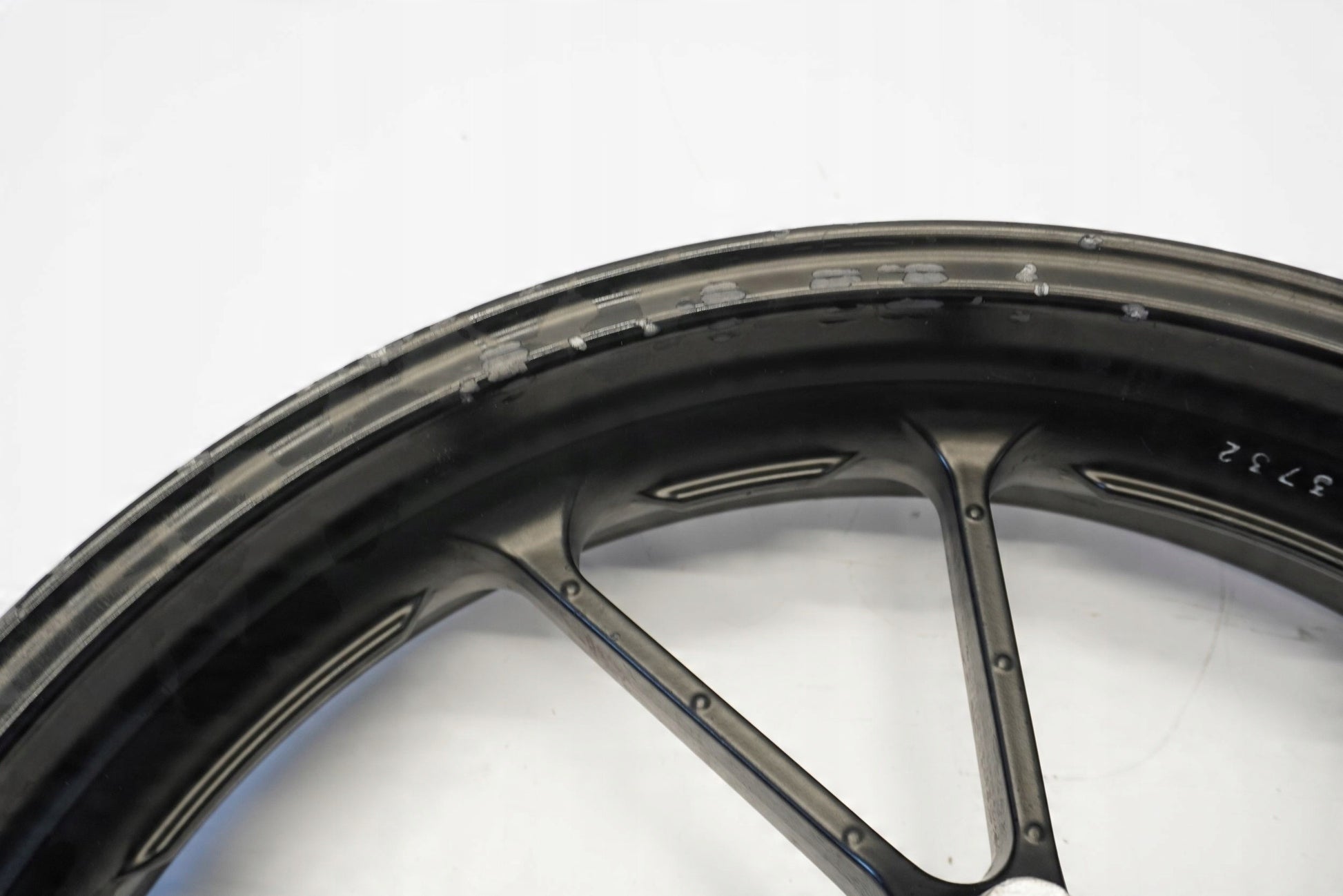 YAMAHA MT-07 13-17 Felge vorne Wheel Vorderrad 10