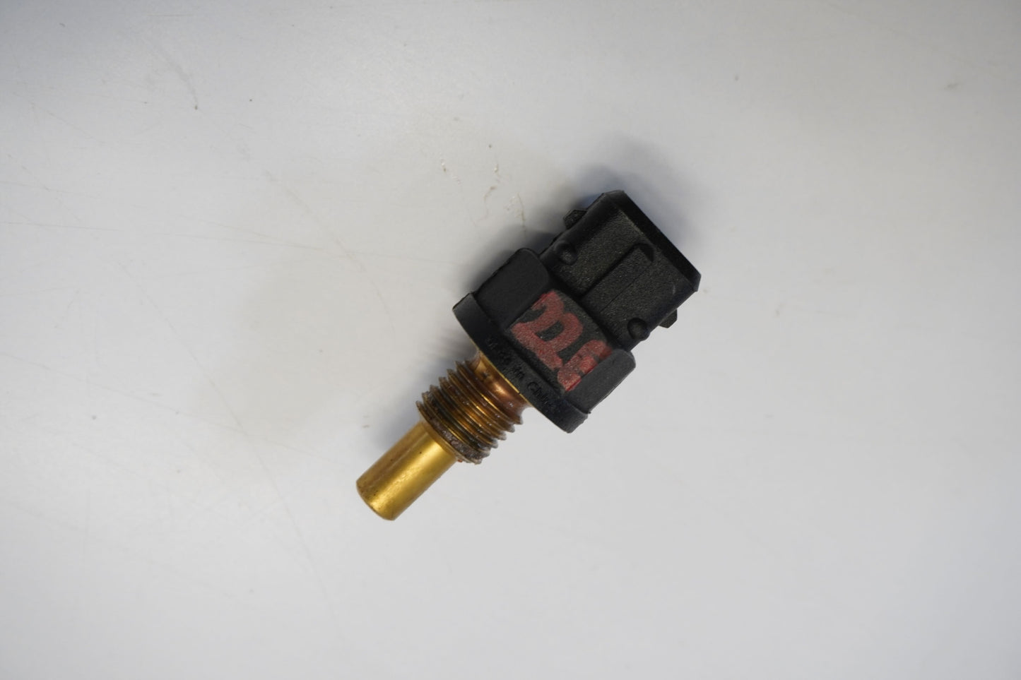 TRIUMPH STREET TRIPLE 675 13-17 Temperatursensor Thermostat Temperature sensor 5