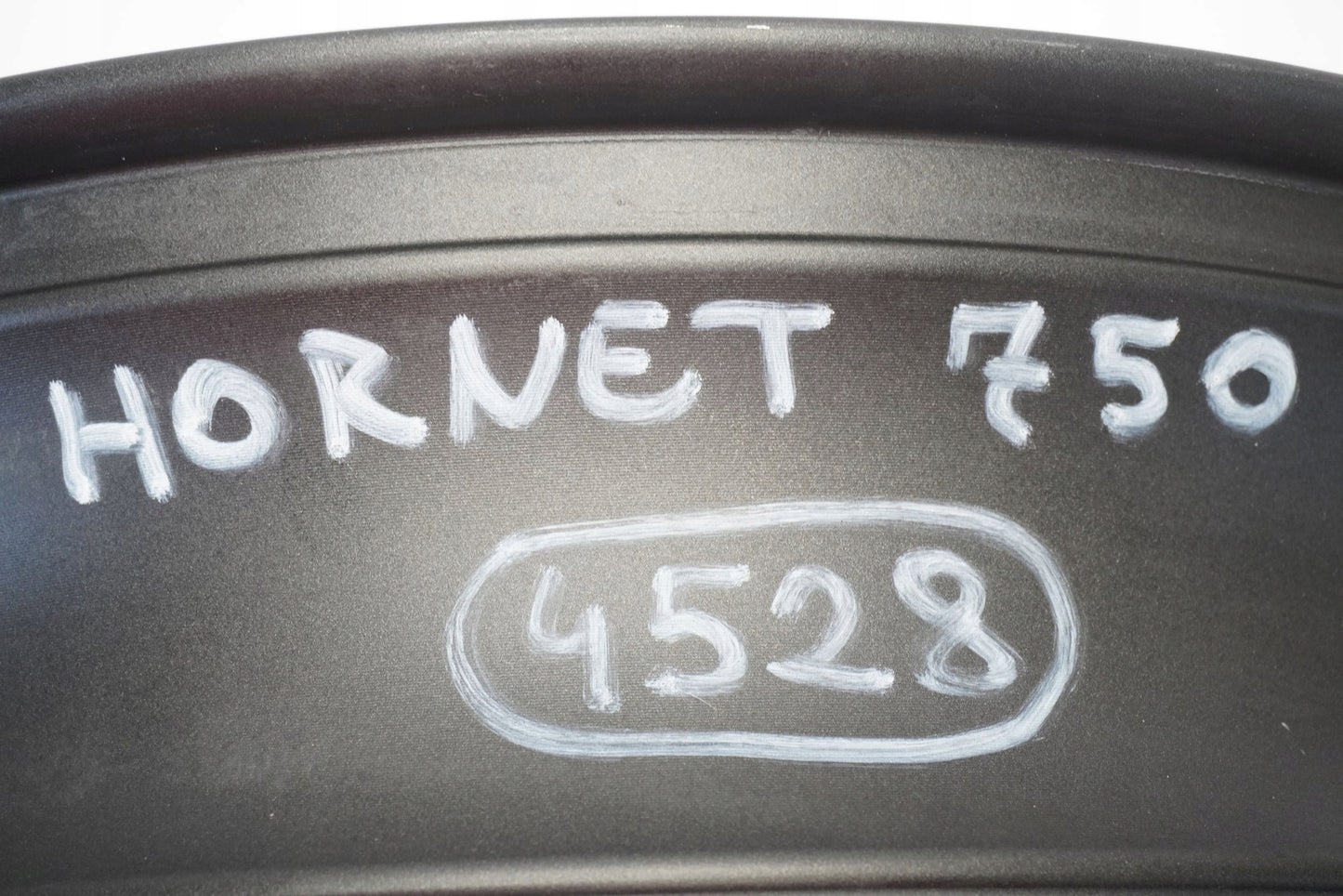 HONDA CB 750 HORNET 23- Felge hinten Wheel Hinterrad 9