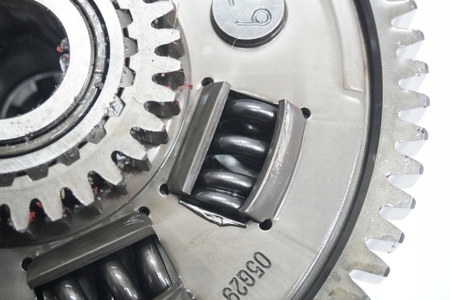 SUZUKI GSX-R 1000 K7-K8 Kupplung Kupplungskorb Clutch 4