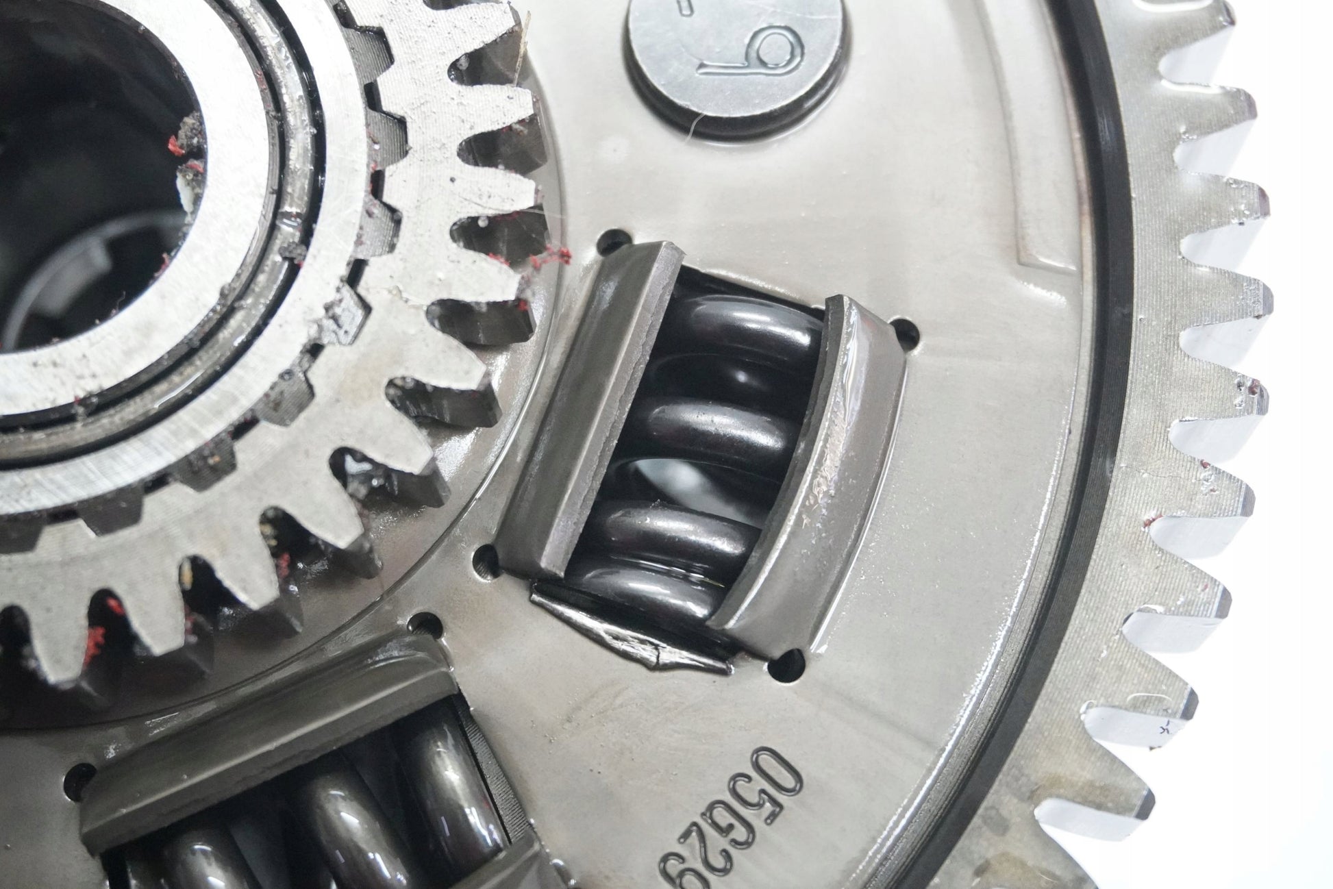 SUZUKI GSX-R 1000 K7-K8 Kupplung Kupplungskorb Clutch 4