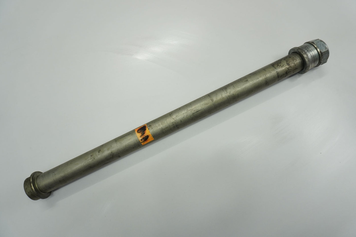 SUZUKI M 1800 R INTRUDER 06- Hinterachse Achse hinten Radachse rear axle 4