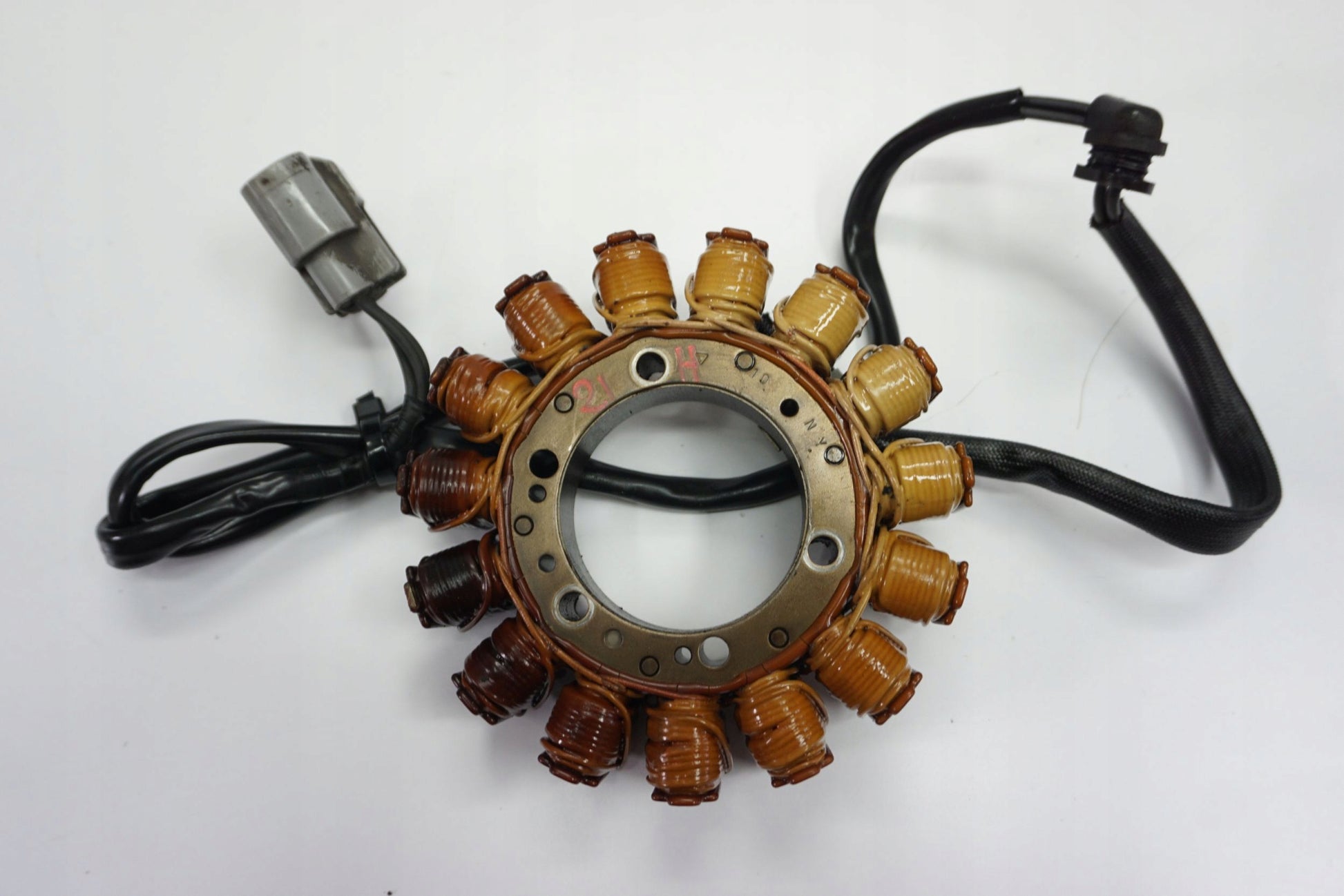 TRIUMPH TIGER 800 XC 10-14 Lichtmaschine Stator Generator Lima Alternator 2