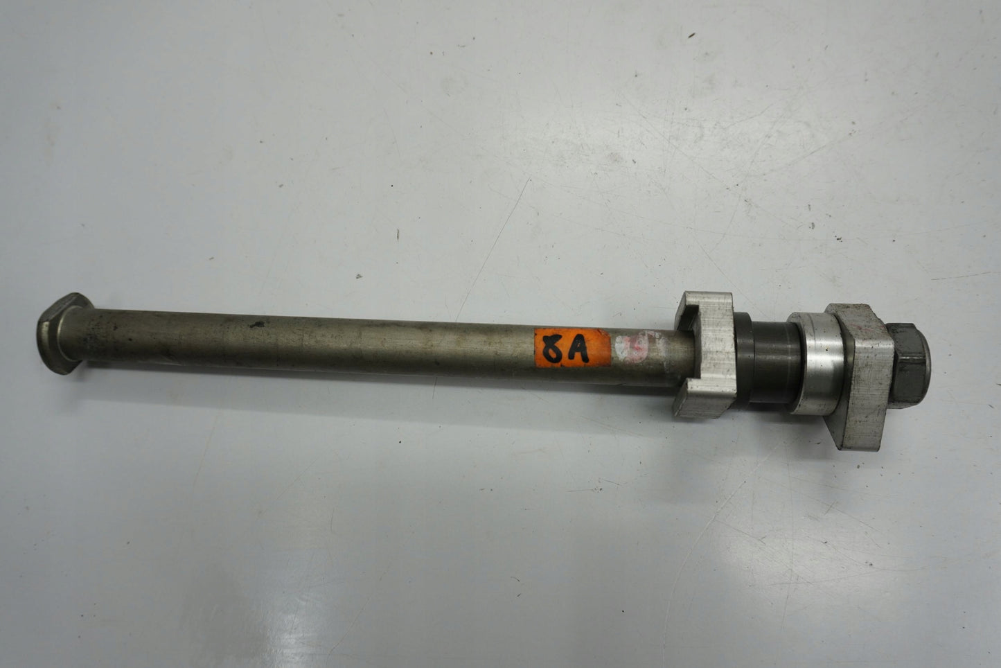 TRIUMPH STREET TRIPLE 675 07-12 Hinterachse Achse hinten Radachse rear axle 2