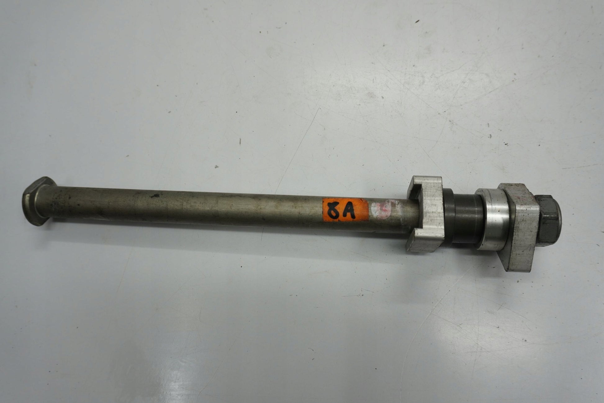TRIUMPH STREET TRIPLE 675 07-12 Hinterachse Achse hinten Radachse rear axle 2