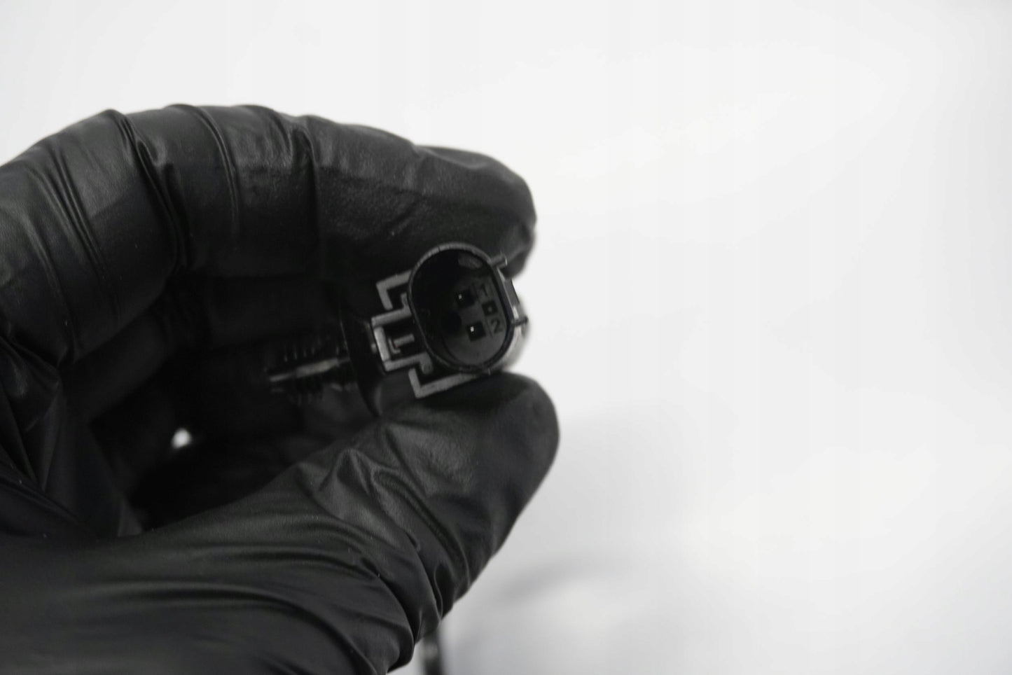 DUCATI MULTISTRADA V2 S 22- ABS Sensor vorne 4