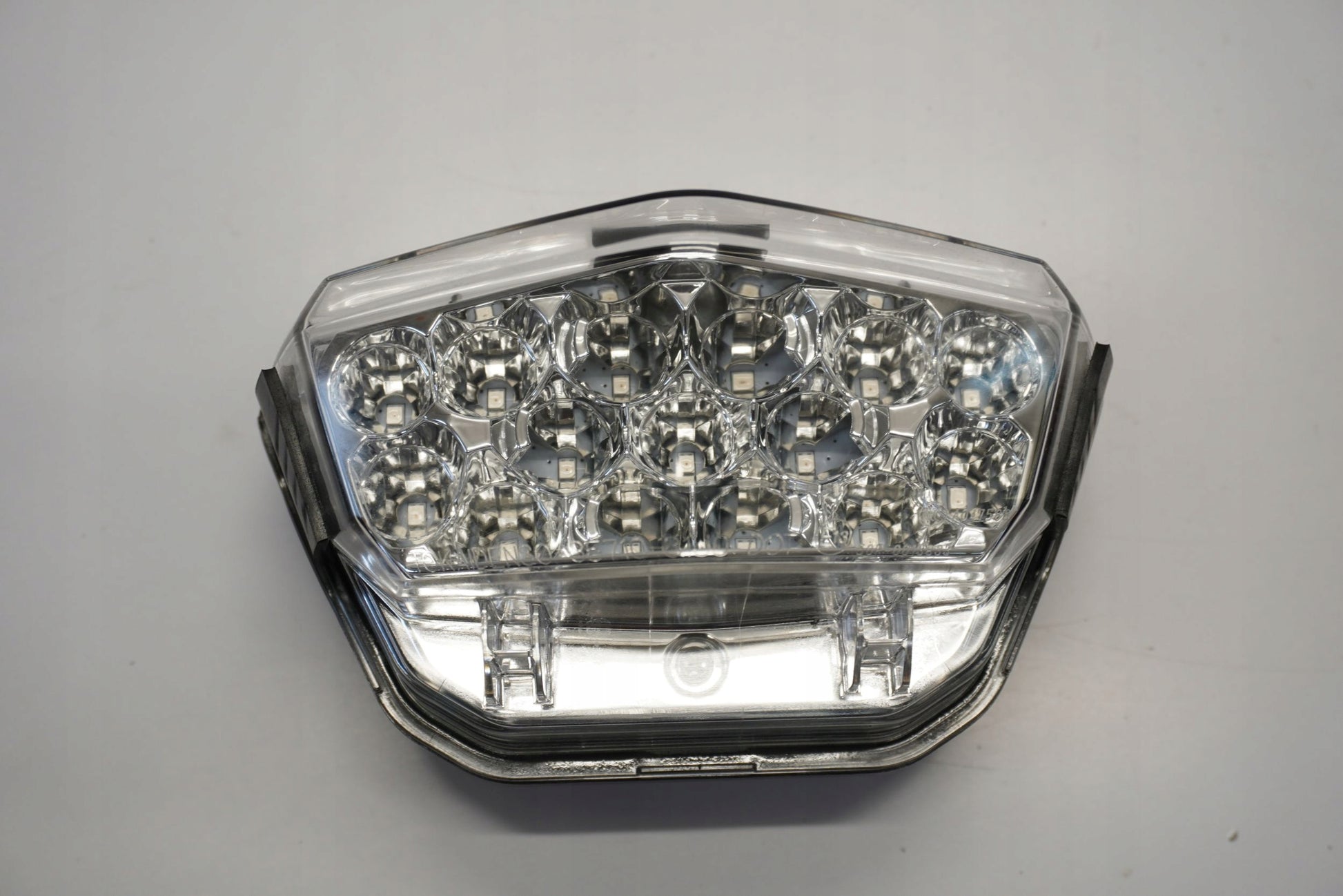 SUZUKI V-STROM 800 23- Rücklicht 6