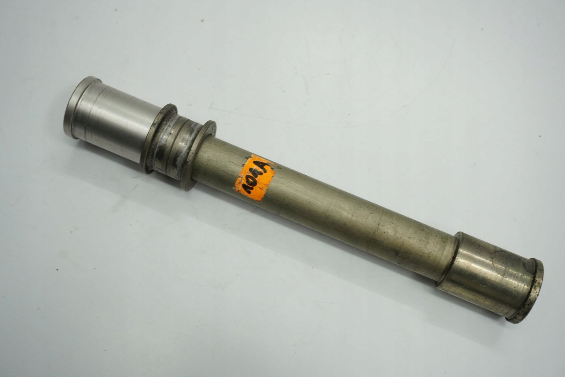 KAWASAKI ZZR-1400 05-11 Vorderachse Achse vorne Radachse front axle 5