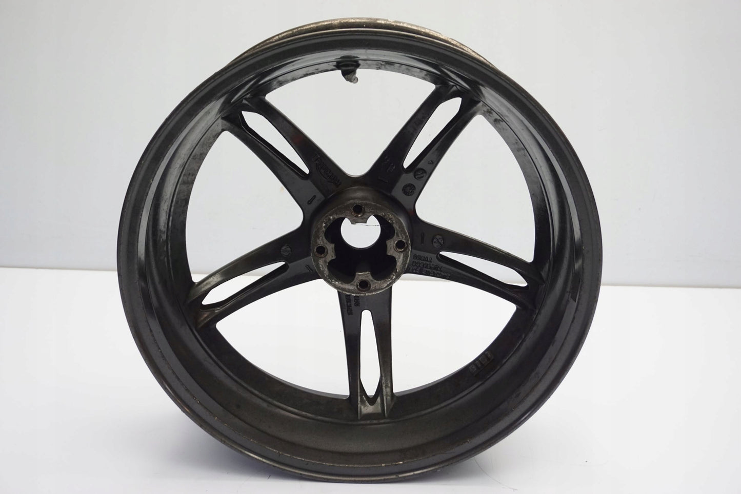 TRIUMPH SPRINT ST 1050 05-10 Felge hinten Wheel Hinterrad