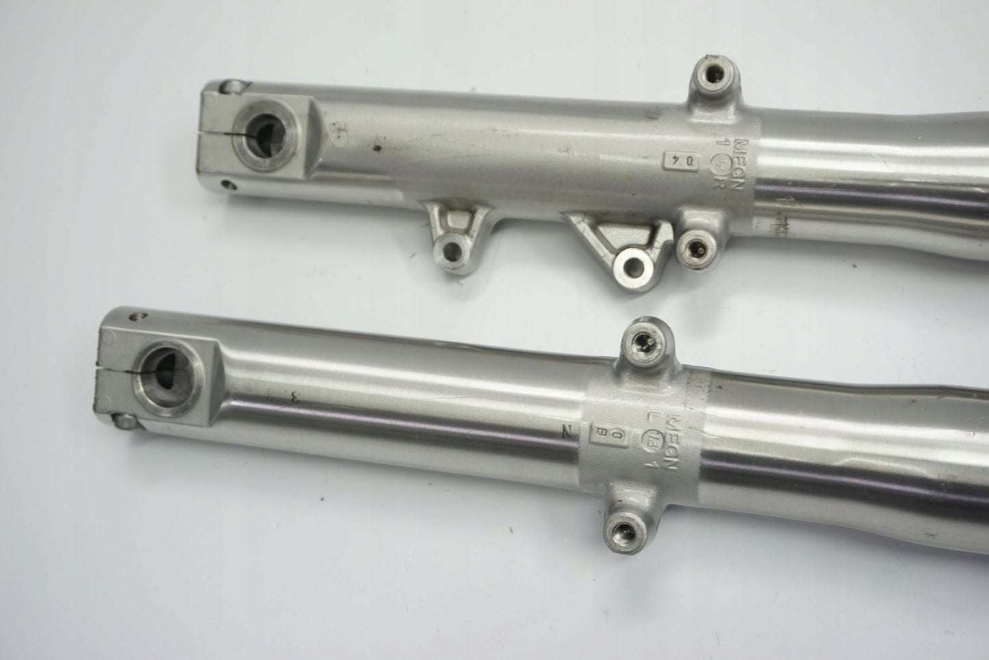 HONDA VT 750 SHADOW 13- Gabel Gabelholme Fork 4