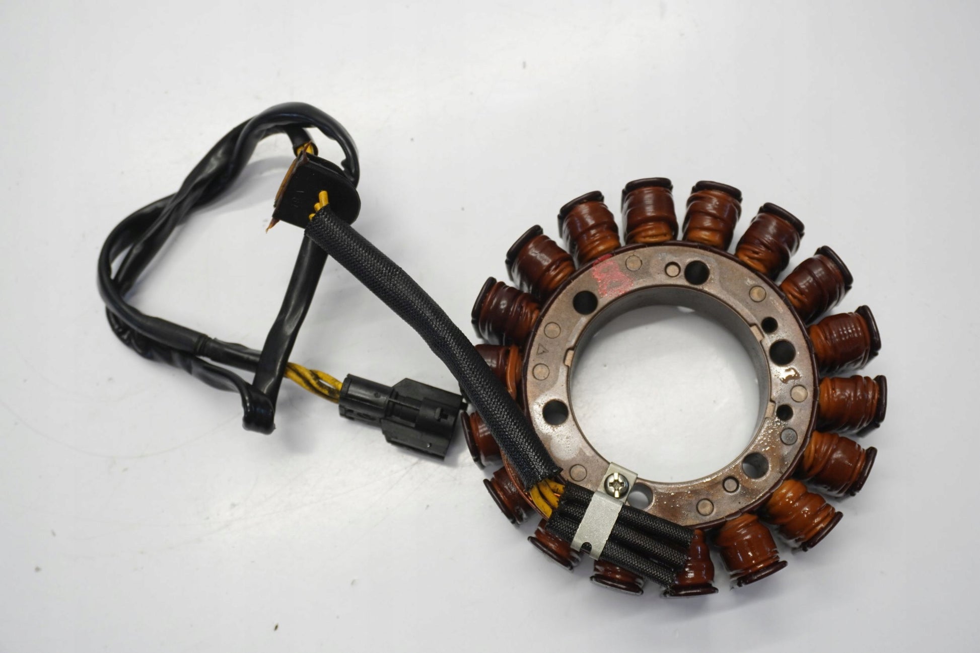 BMW F 700 GS 12-17 Lichtmaschine Stator Generator Lima Alternator 8