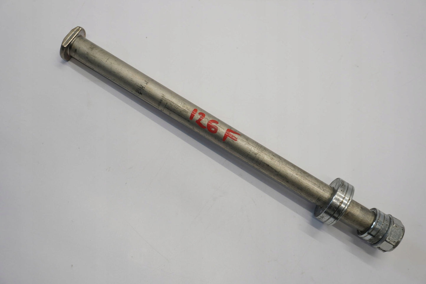 YAMAHA MT-07 13-17 Hinterachse Achse hinten Radachse rear axle 5