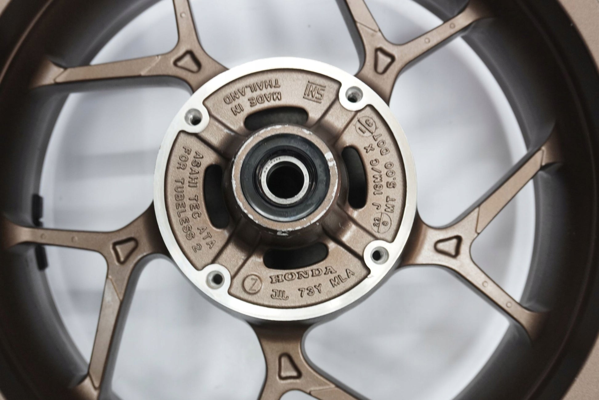 HONDA CMX 1100 REBEL DTC 23- Felge hinten Wheel Hinterrad 2