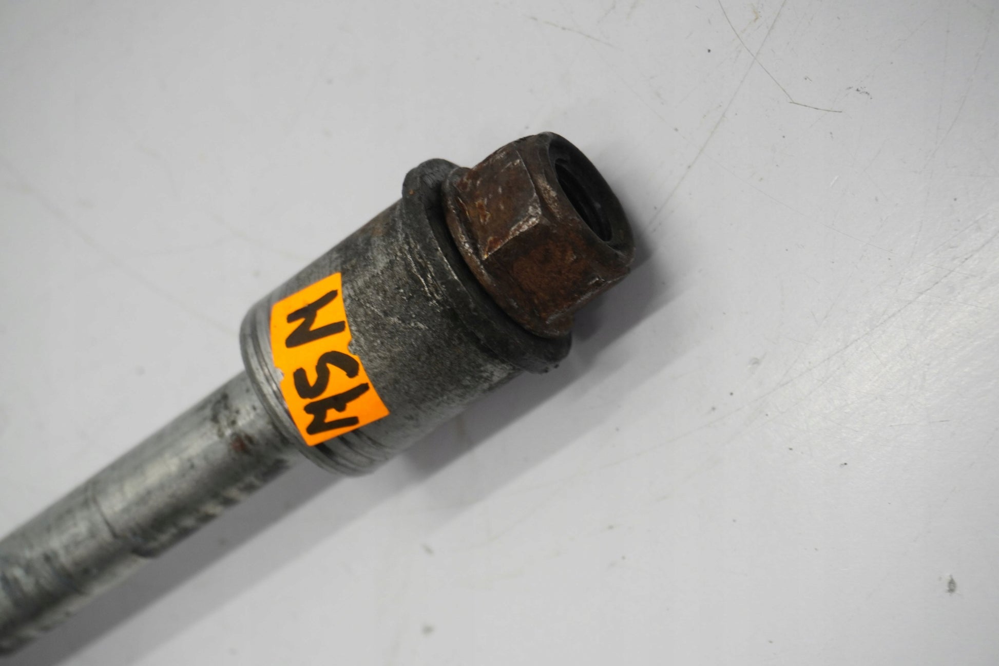 HONDA XL 125 V VARADERO 01-06 Hinterachse Achse hinten Radachse rear axle 3