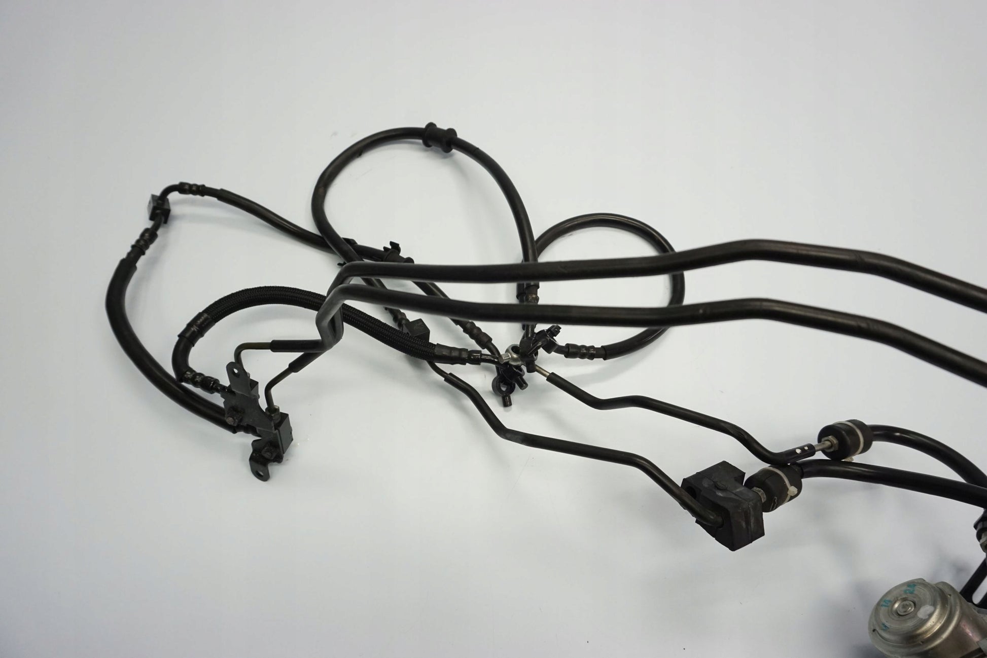 KAWASAKI ZZR-1400 PERFORMANCE SPORT 14-20 ABS Pumpe Druckmodulator 5