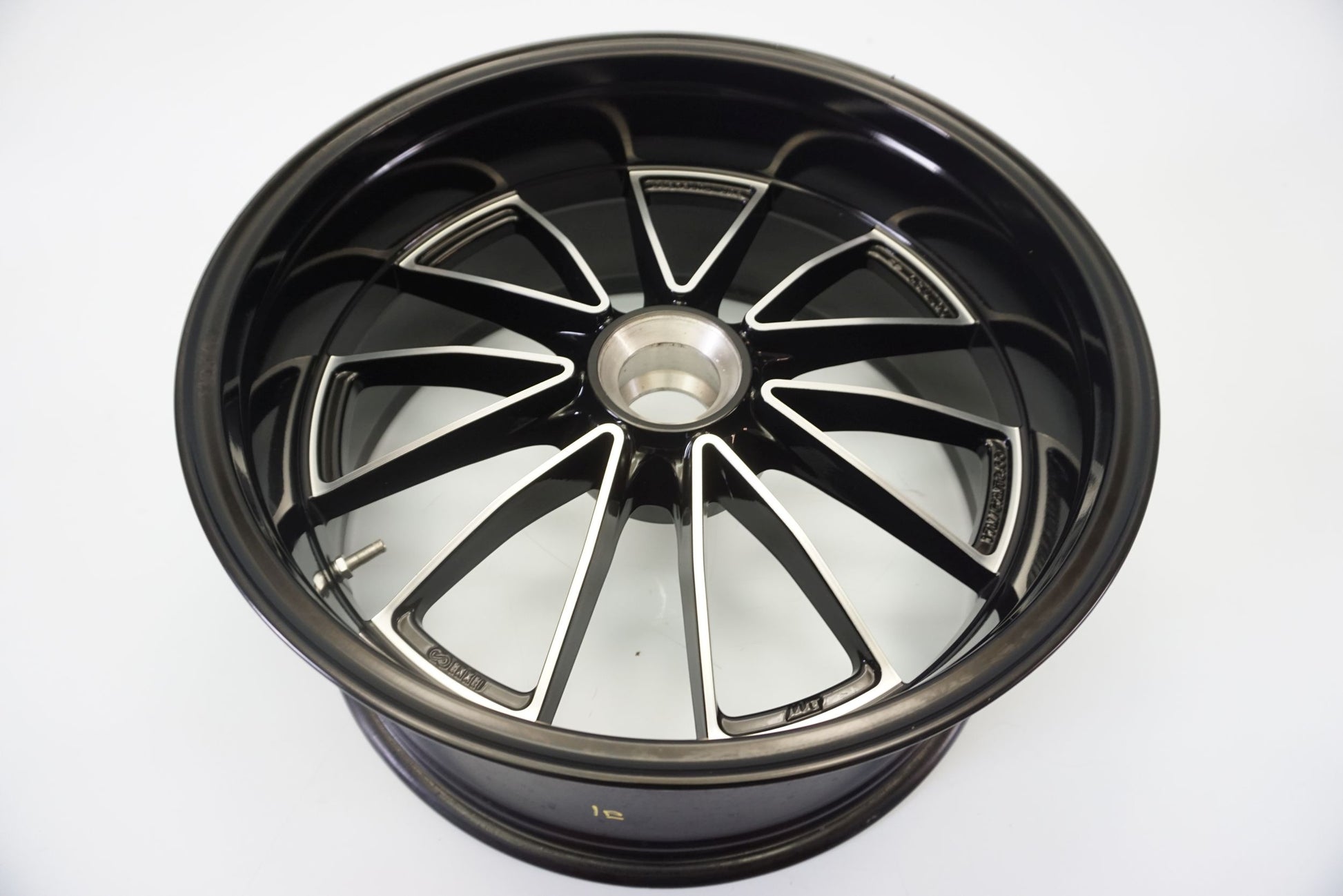 DUCATI DIAVEL 1200 Felge hinten Wheel Hinterrad 7