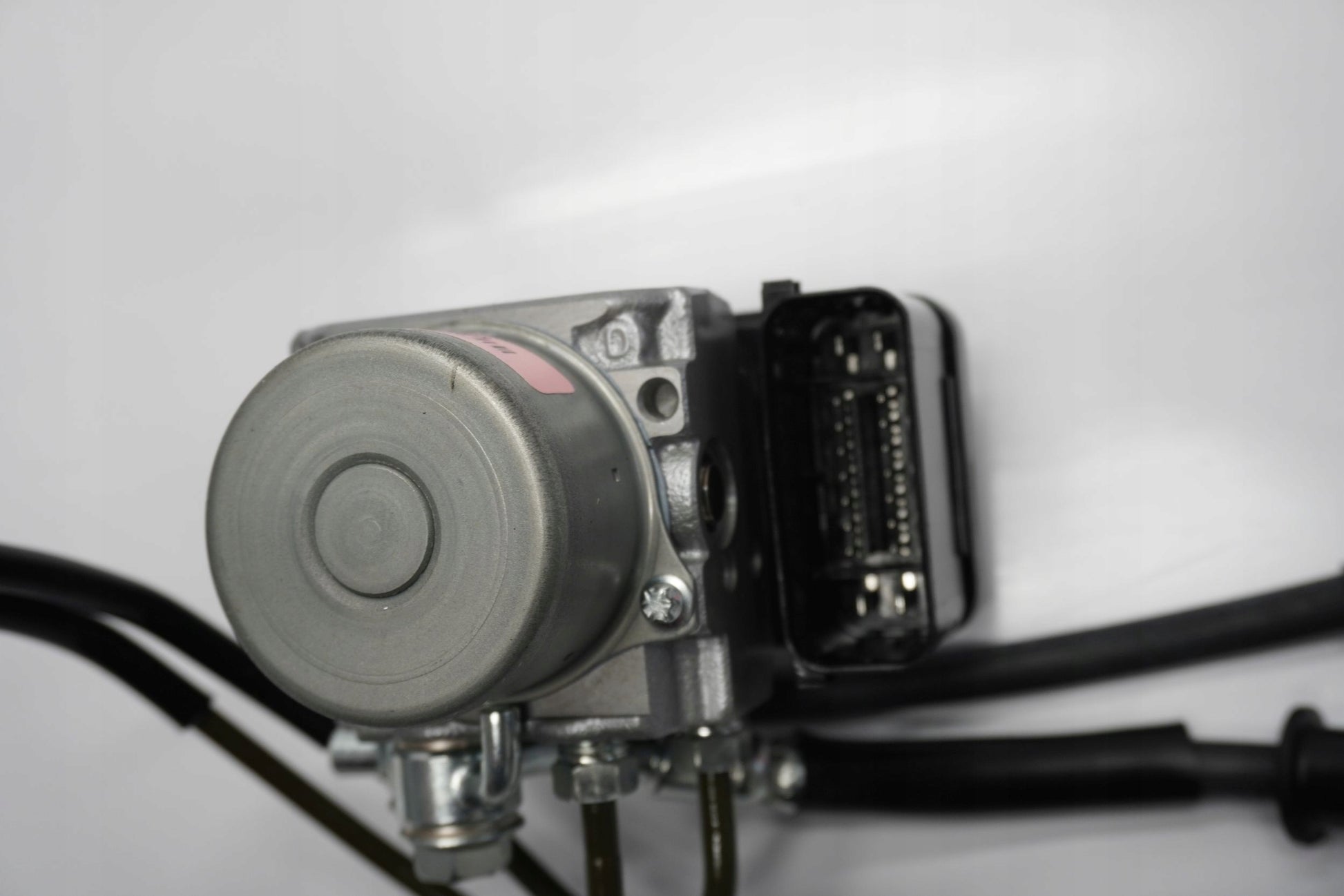 SUZUKI V-STROM 800 23- ABS Pumpe Druckmodulator 7