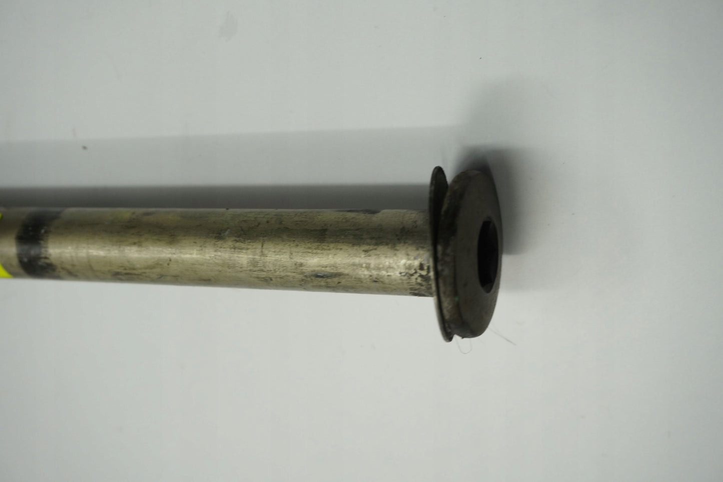 KAWASAKI GTR 1400 10-14 Hinterachse Achse hinten Radachse rear axle 2