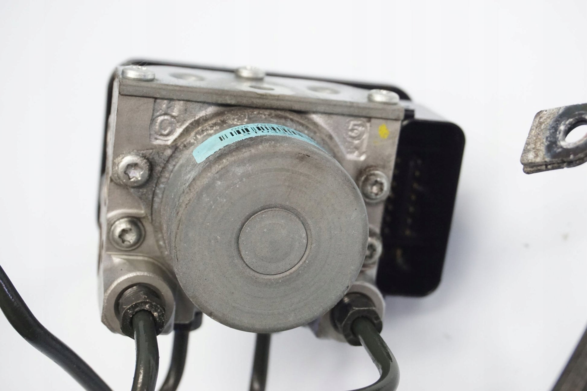 HONDA VFR 800 F 17-19 ABS Pumpe Druckmodulator 7