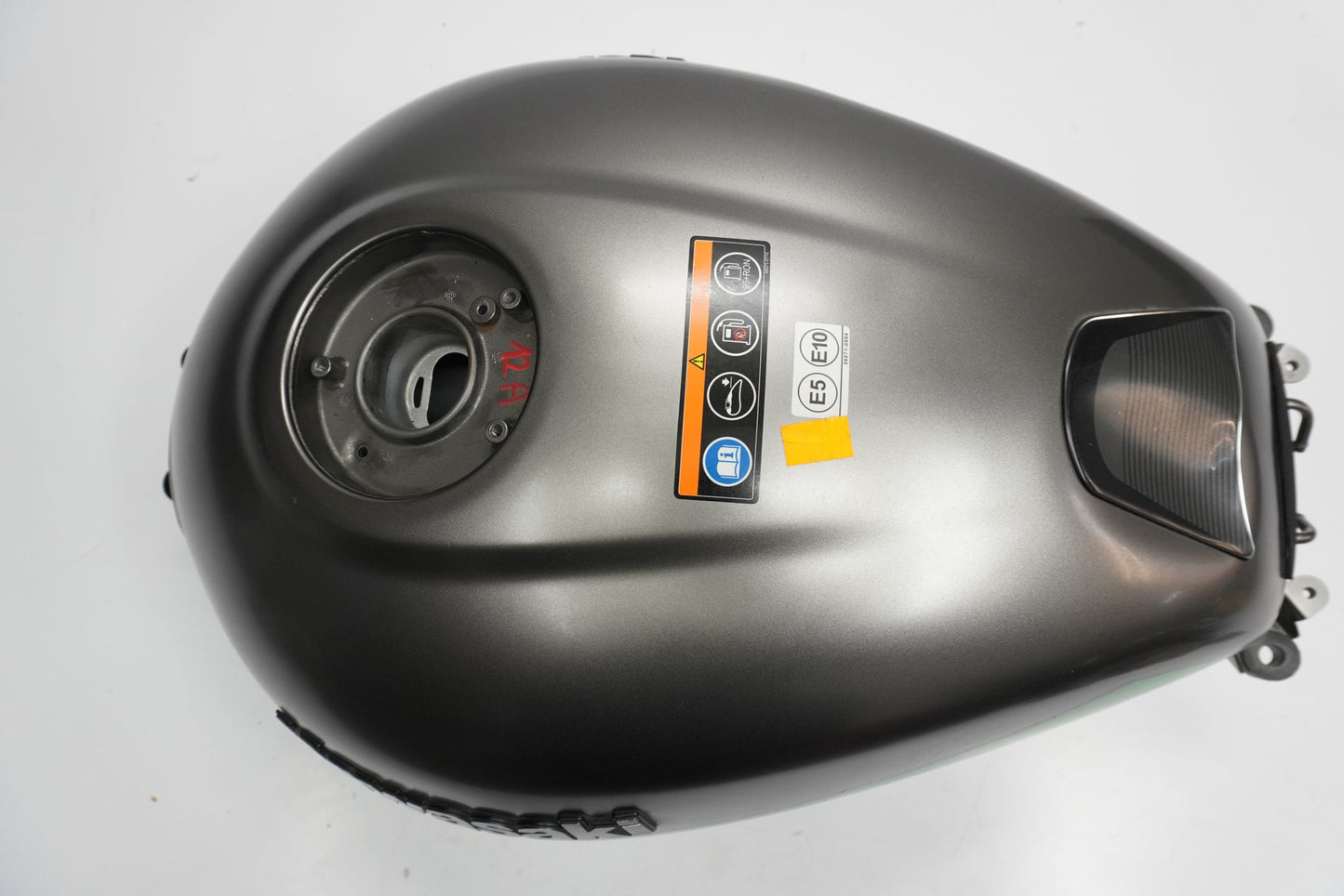 KAWASAKI Z 900 RS CAFE 18-22 Kraftstofftank Benzintank Fuel Tank 3