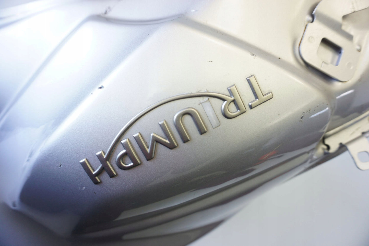 TRIUMPH TIGER SPORT 1050 16- Kraftstofftank Benzintank Fuel Tank 11