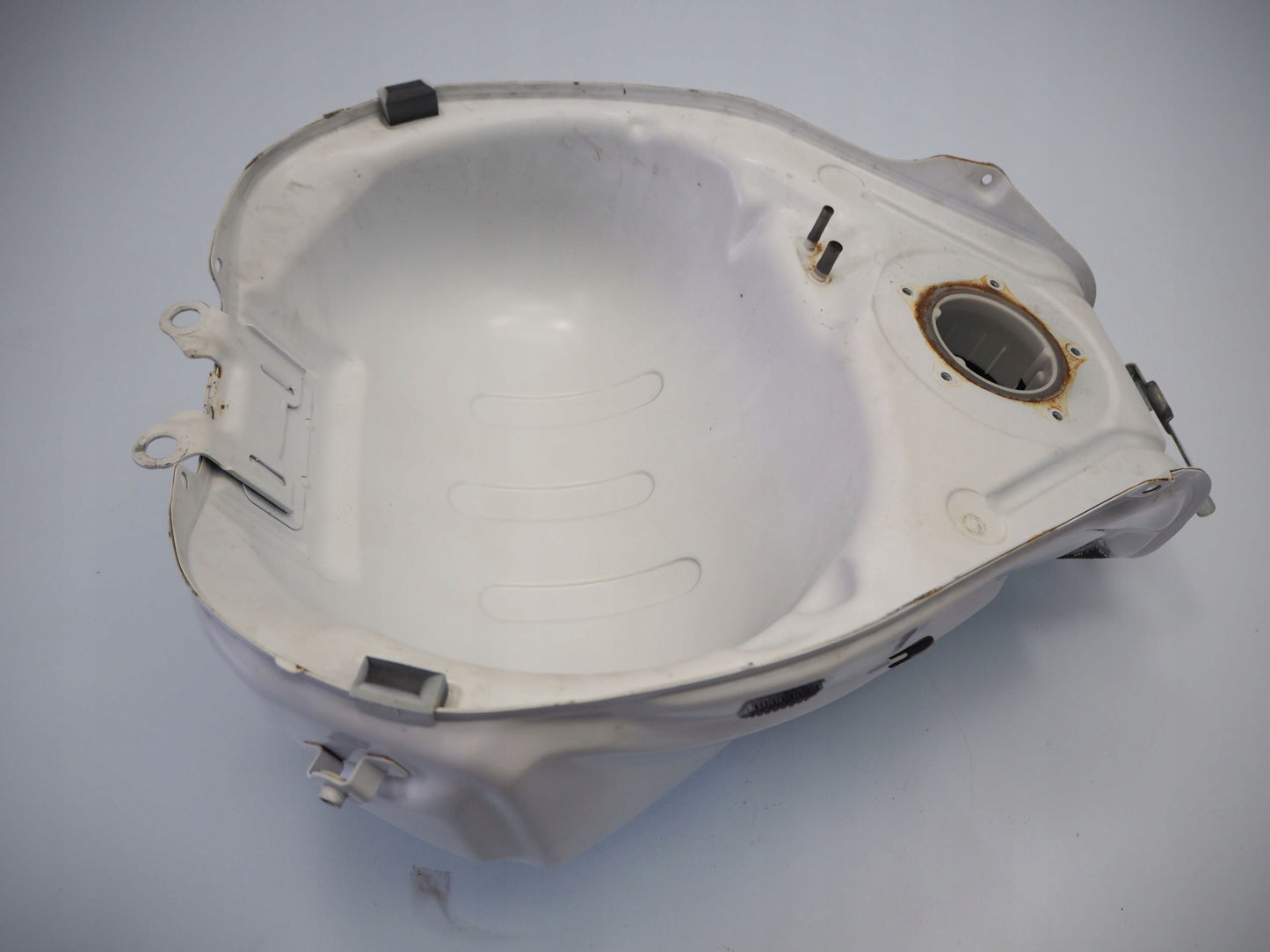 SUZUKI GSX-S 750 17-23 Kraftstofftank Benzintank Fuel Tank 8