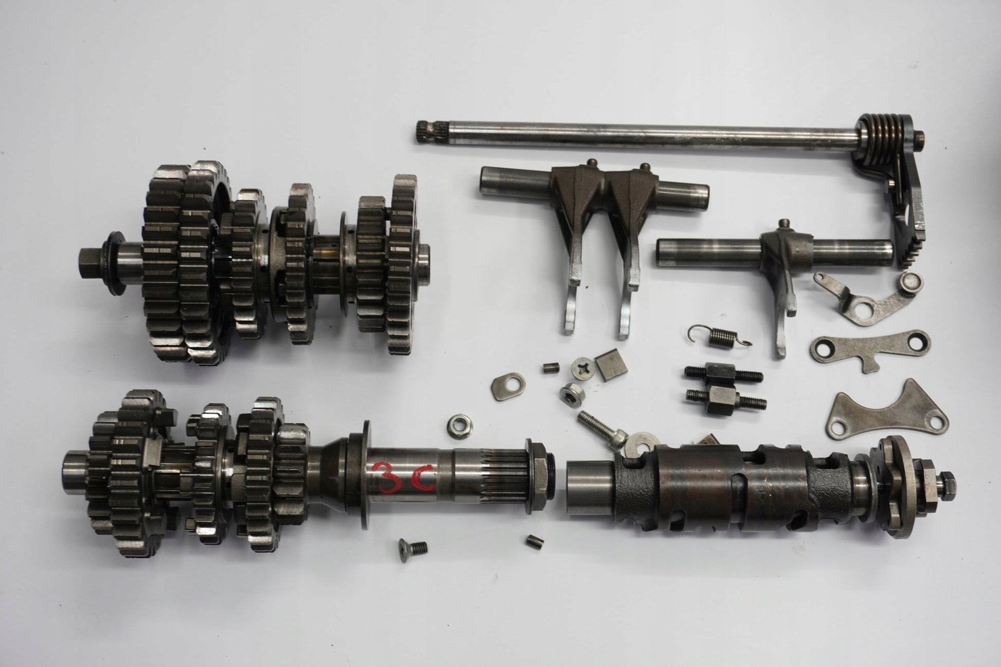 SUZUKI INTRUDER 800 05- Getriebe Gearbox 8