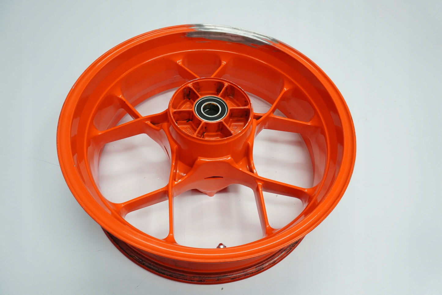 KTM 890 DUKE R 20- Felge hinten Wheel Hinterrad 2