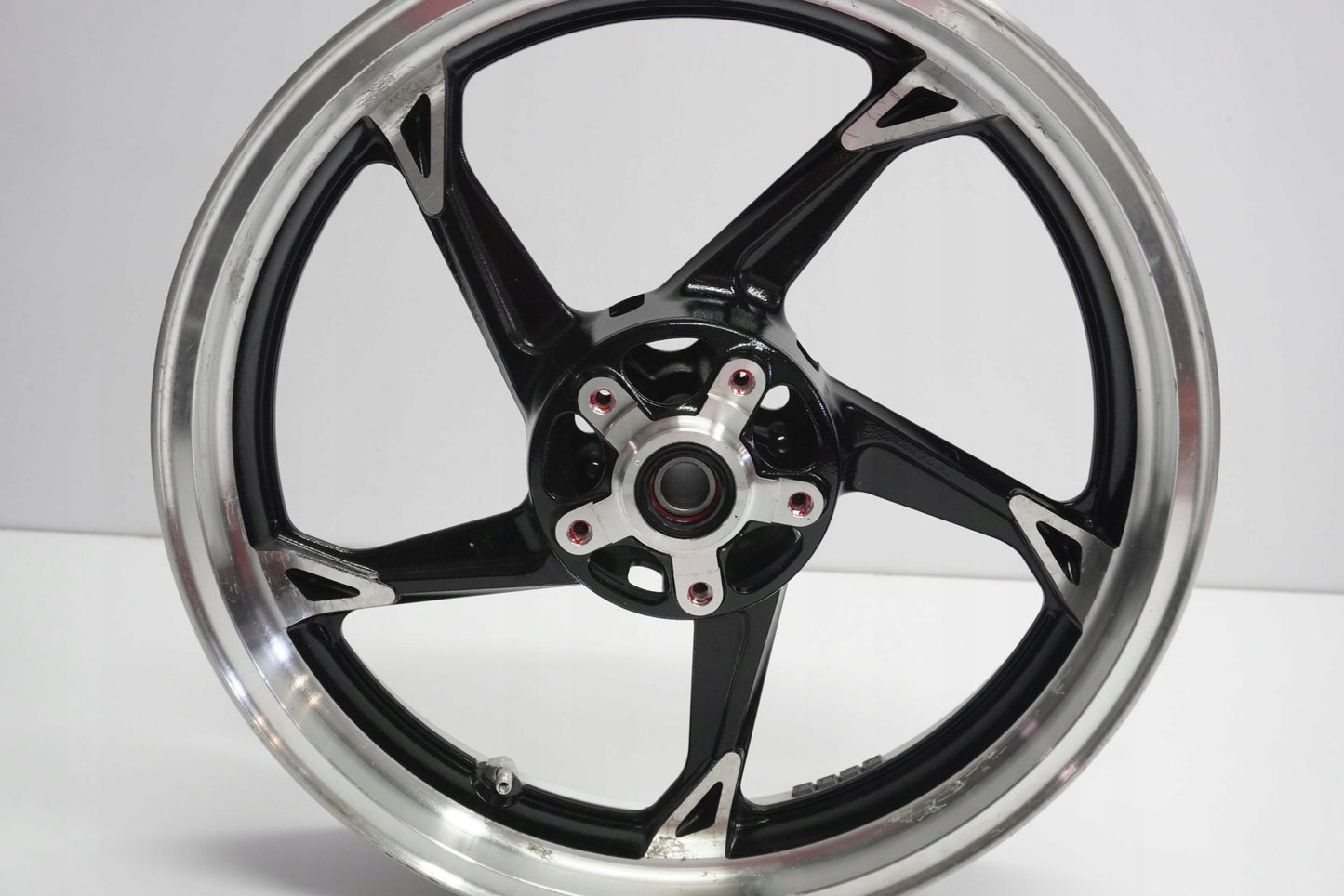 KAWASAKI Z1000 10-13 Felge vorne Wheel Vorderrad 10