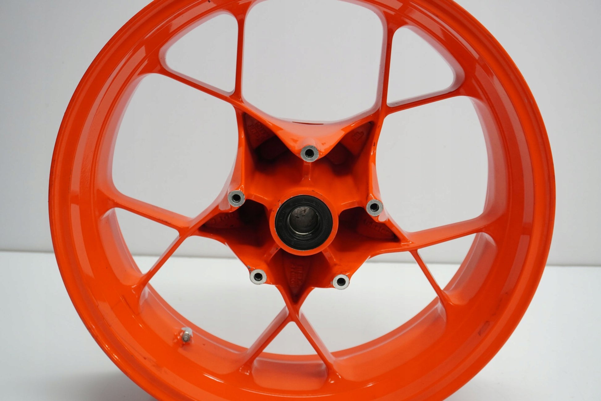 KTM 890 DUKE R 20- Felge hinten Wheel Hinterrad 10