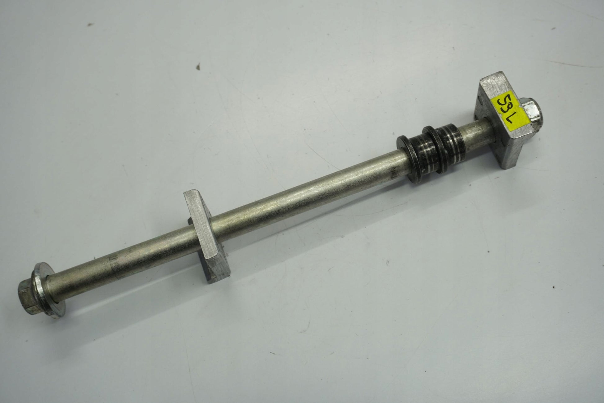 YAMAHA MT 125 20- Hinterachse Achse hinten Radachse rear axle 6