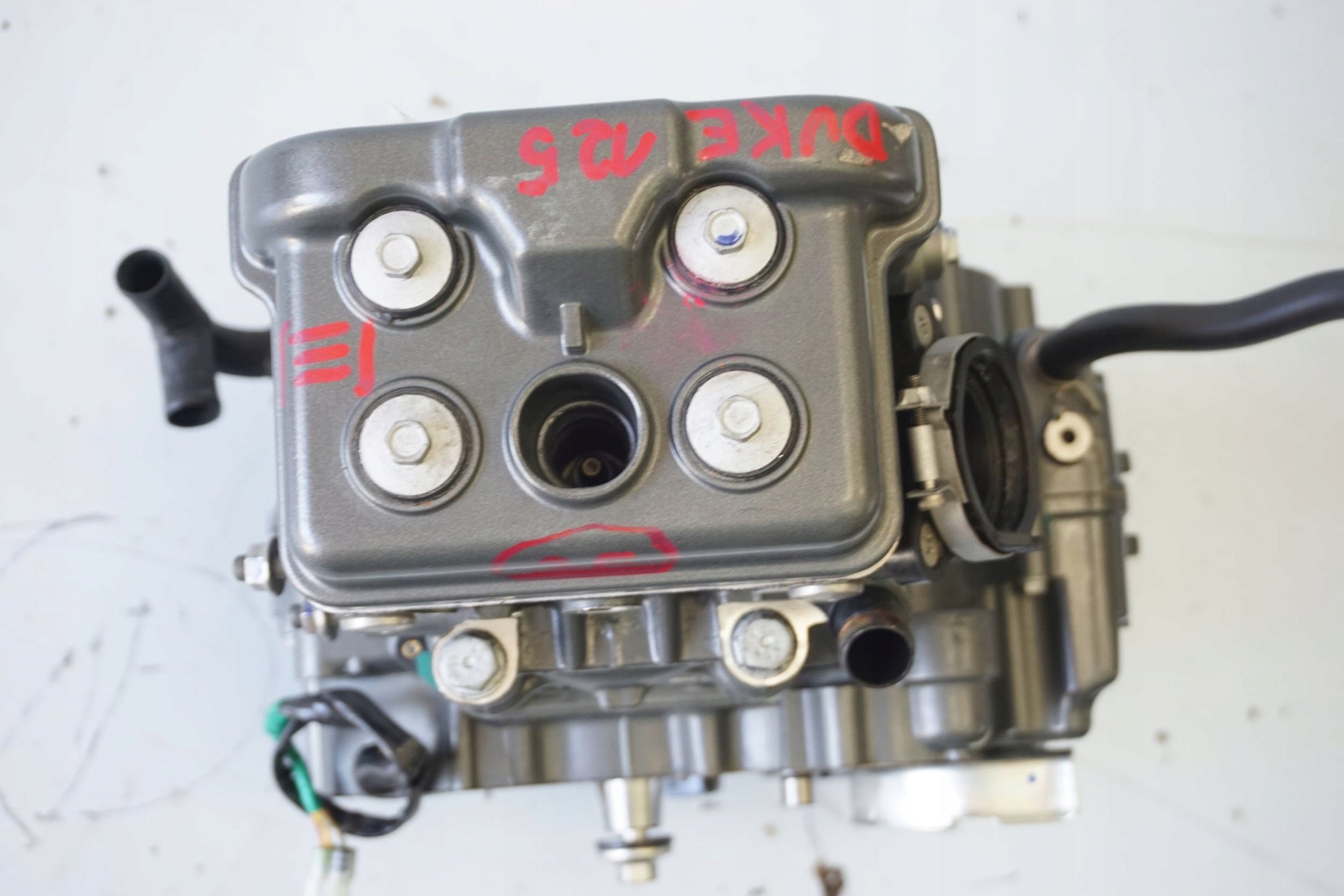 KTM 125 DUKE 17- Motor Motorblock Engine 7