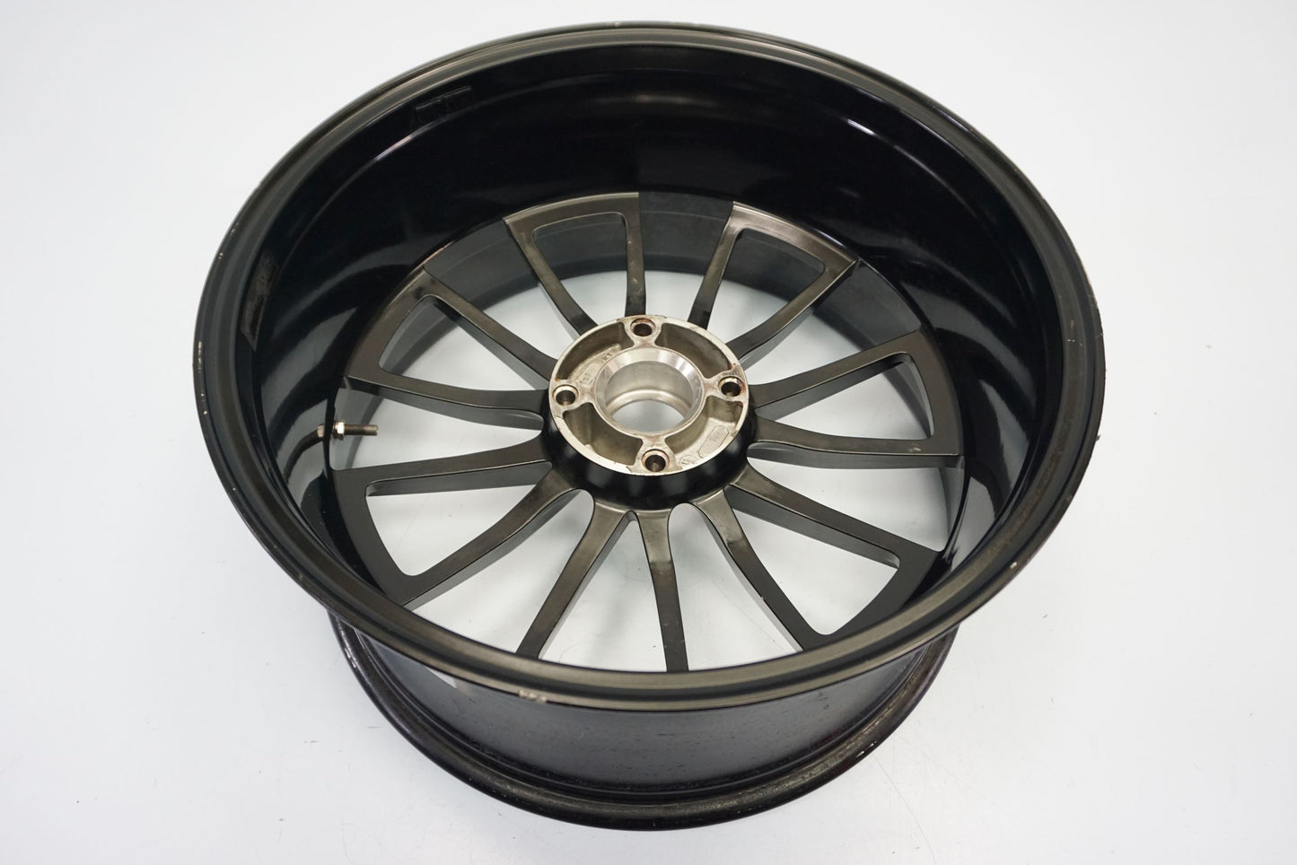 DUCATI DIAVEL 1200 11-13 Felge hinten Wheel Hinterrad 6