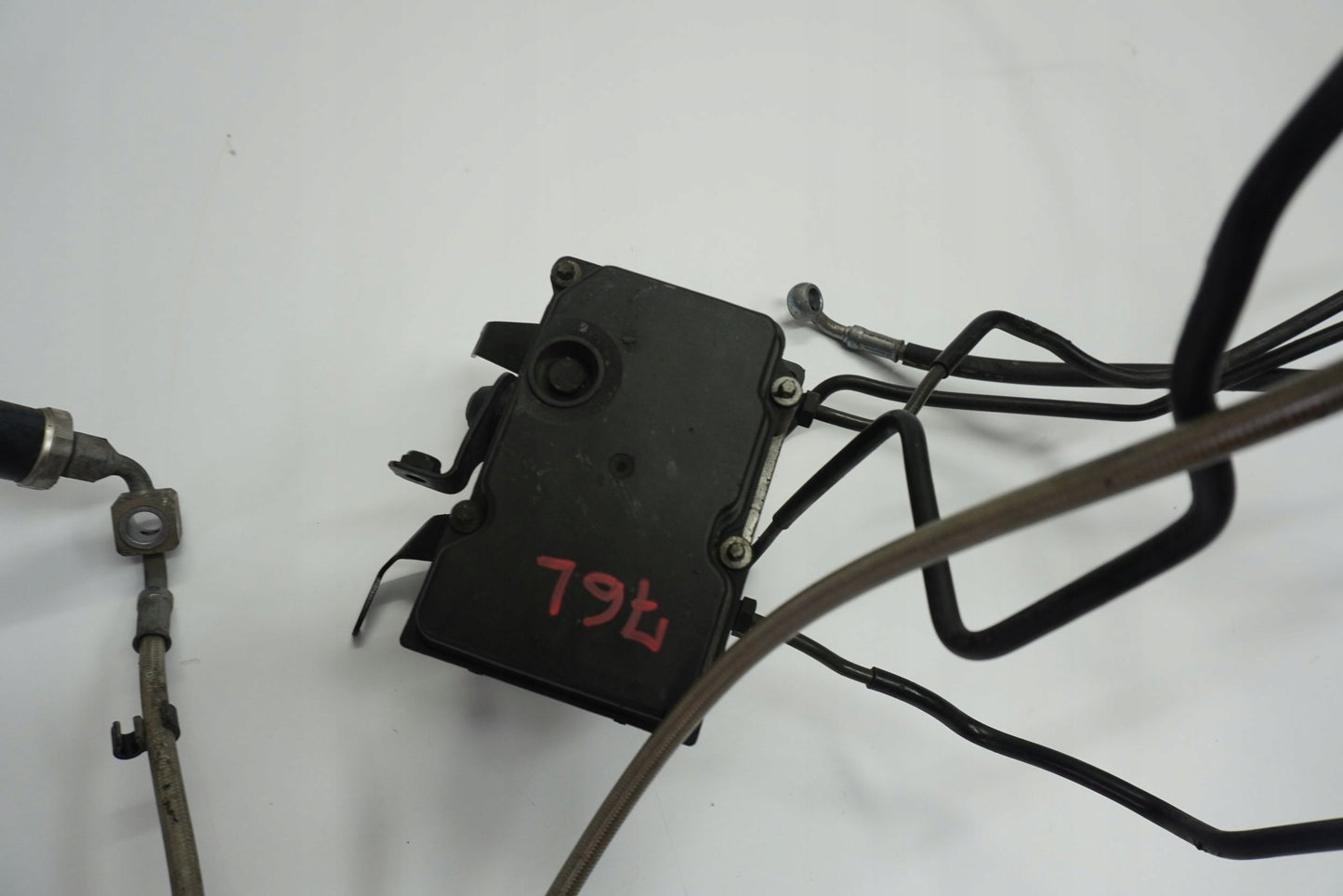 BMW F 800 R 09-14 ABS Pumpe Druckmodulator 5