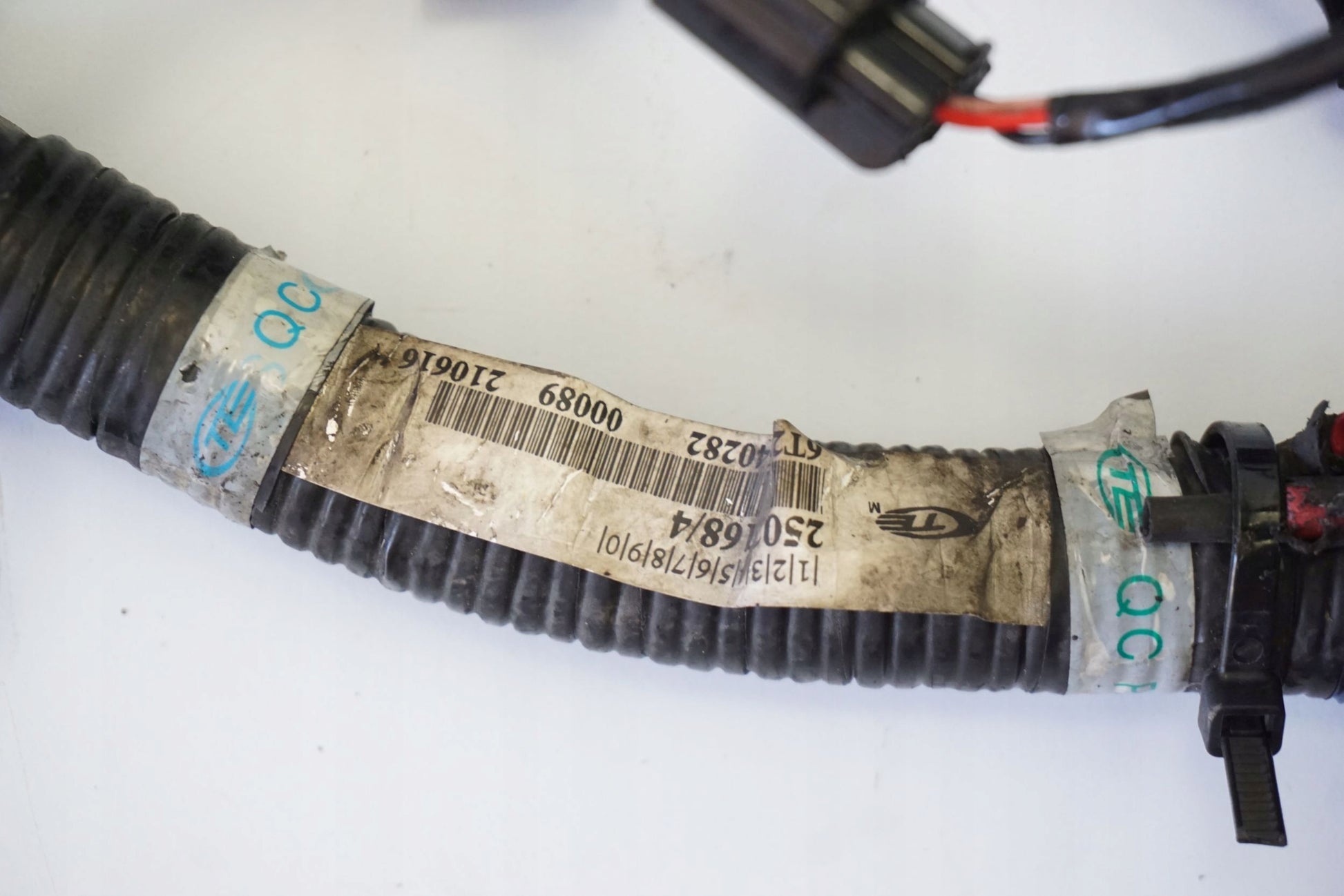 TRIUMPH TIGER SPORT 1050 16- Kabelbaum Wiring Harness 3