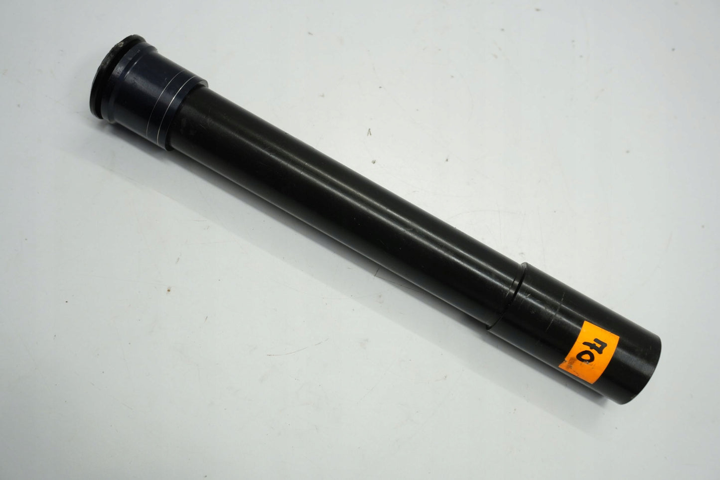 KTM 890 DUKE R 20- Vorderachse Achse vorne Radachse front axle 6