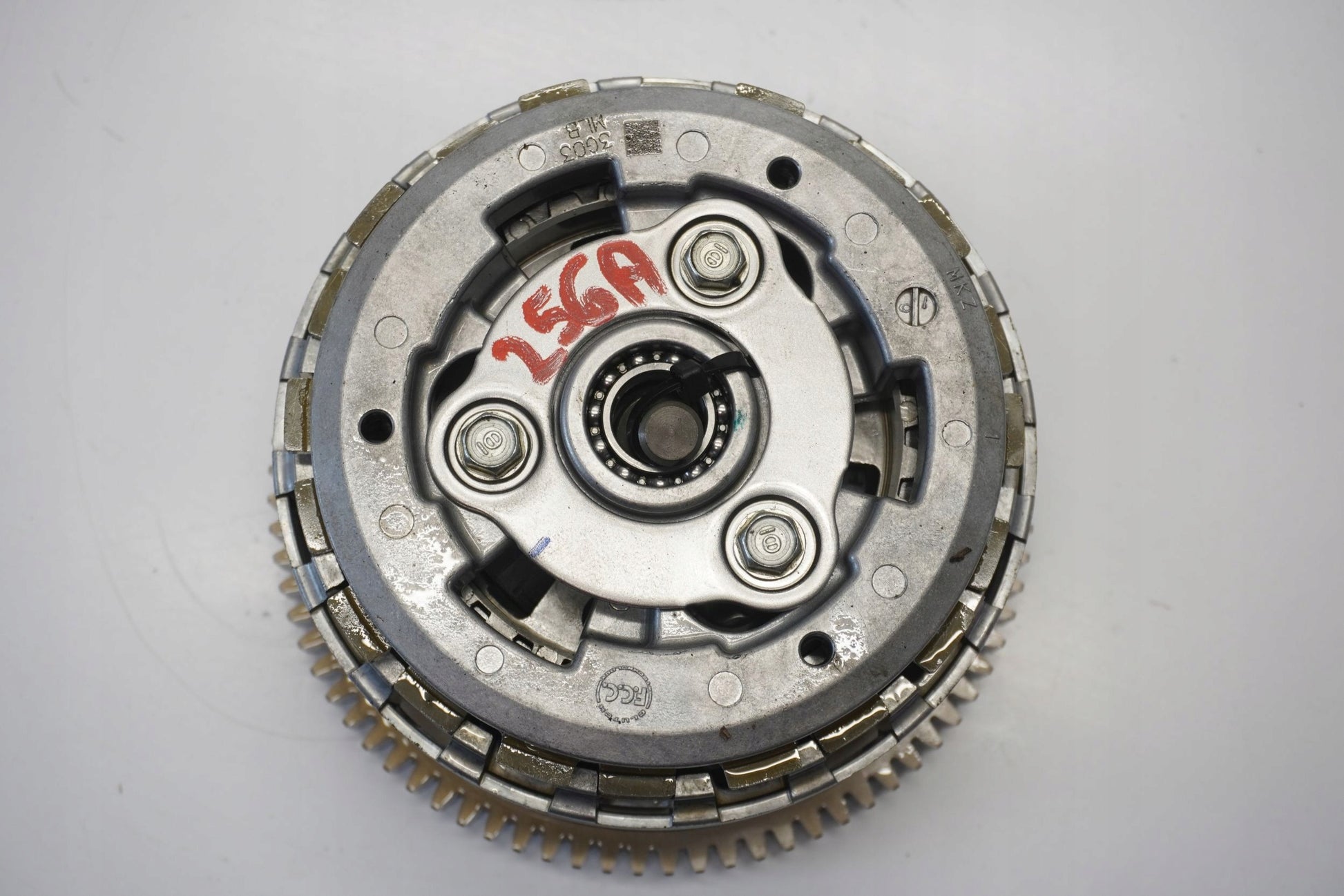 HONDA CB 750 HORNET 23- Kupplung Kupplungskorb Clutch 2