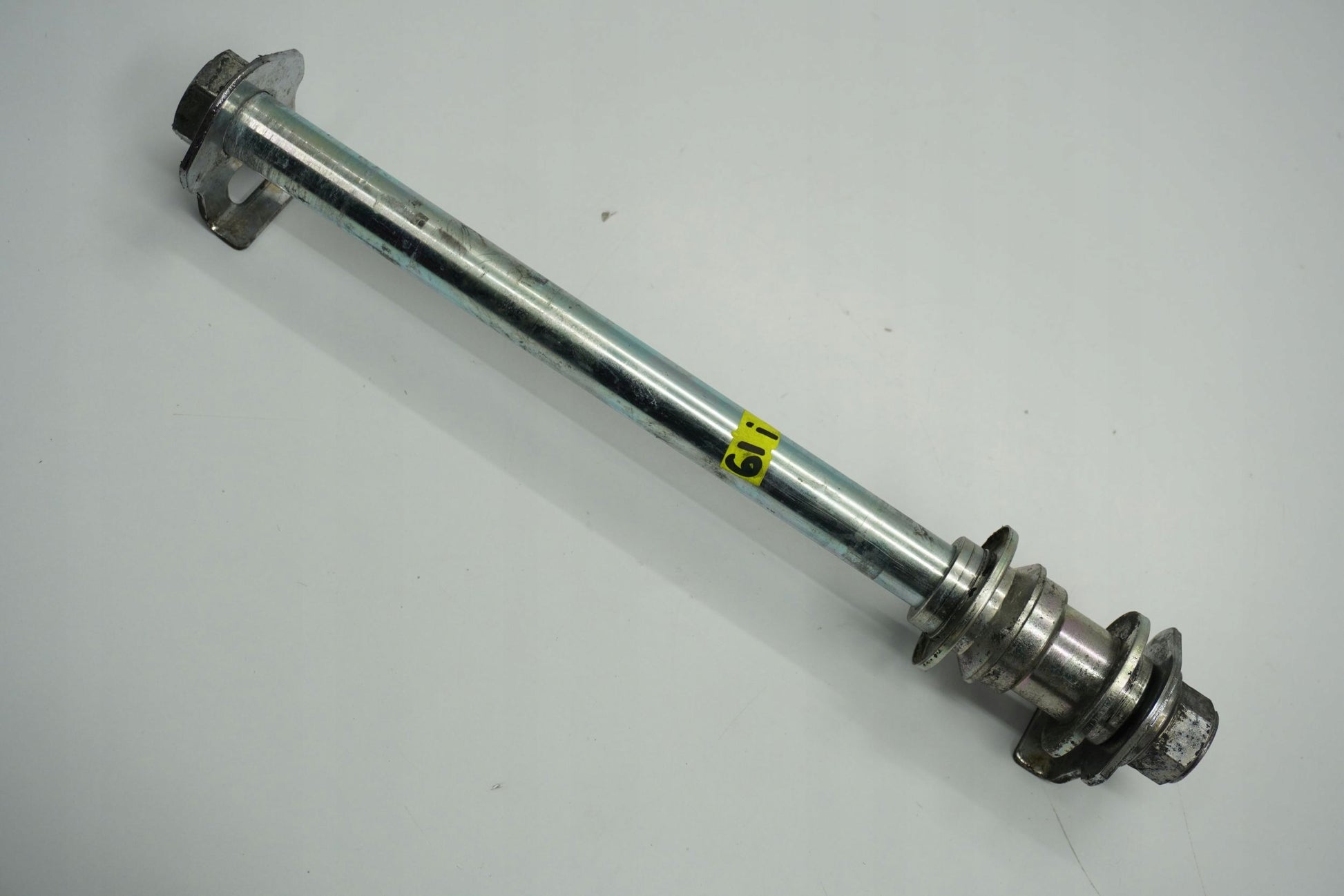 YAMAHA WR 125 R 09-14 Hinterachse Achse hinten Radachse rear axle 7
