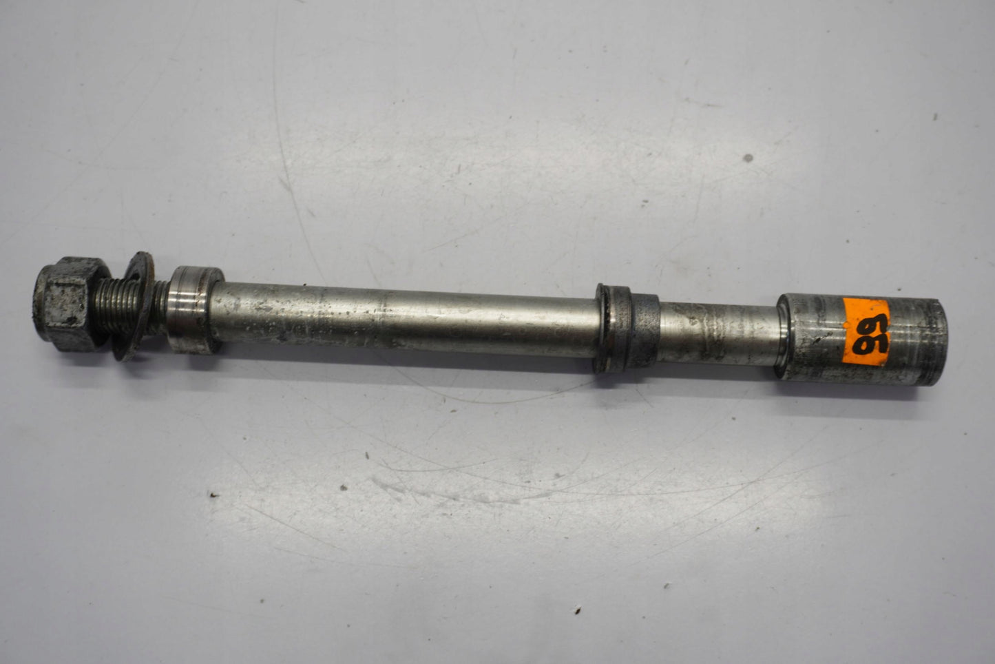 BMW F 700 GS 12-17 Vorderachse Achse vorne Radachse front axle 2