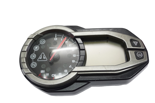 TRIUMPH TIGER 800 XRX 15-17 Tacho Tachometer Cockpit Speedometer 1