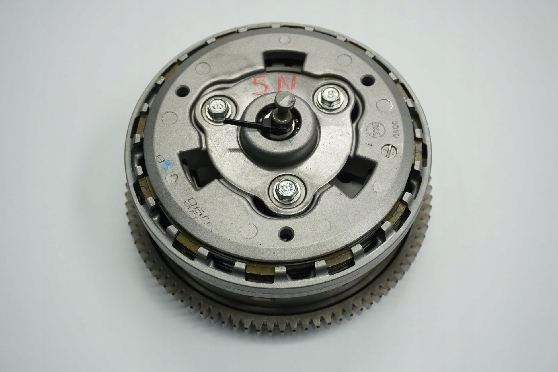 KAWASAKI Z 650 20-22 Kupplung Kupplungskorb Clutch 7