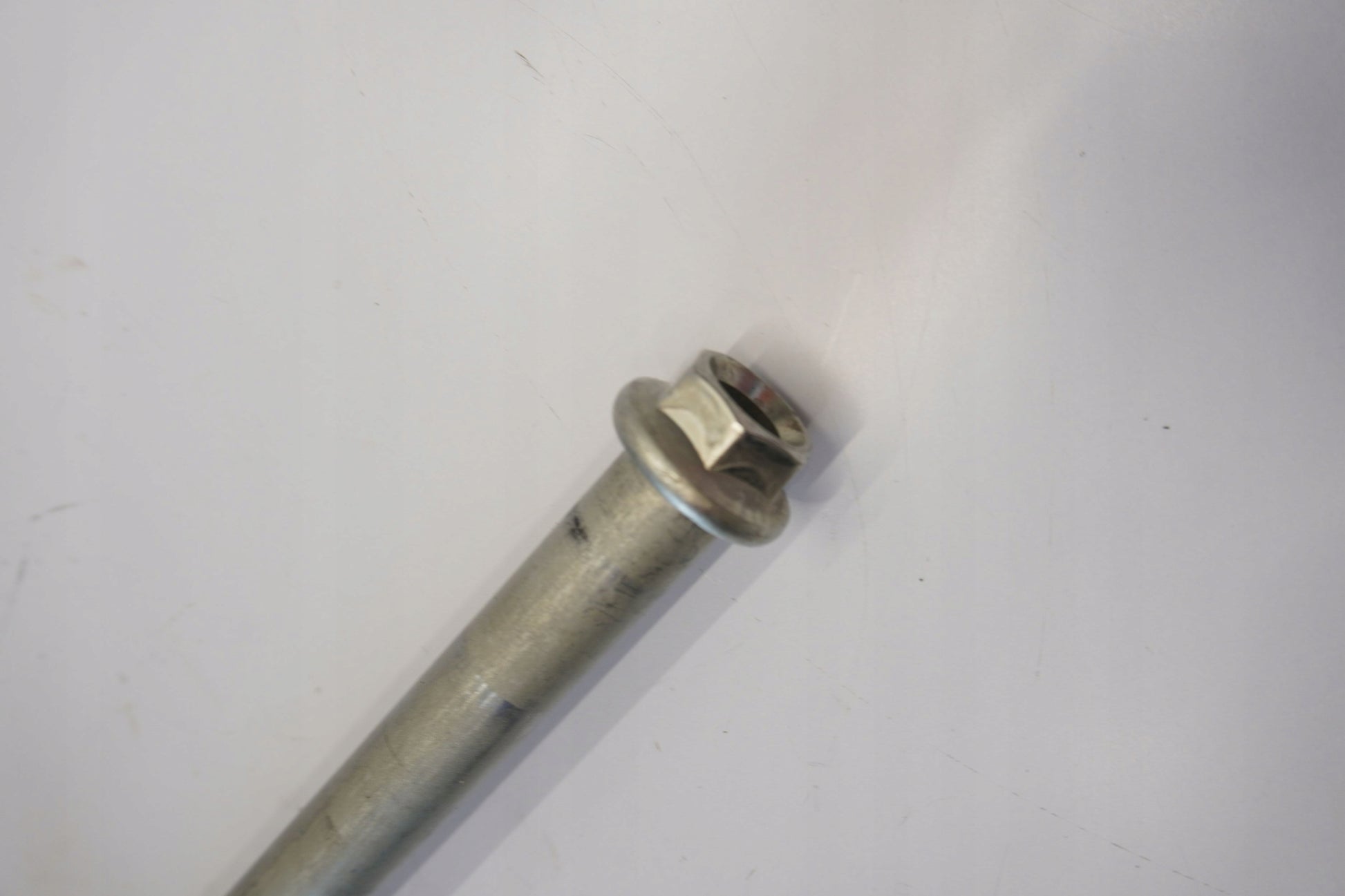 HONDA CB 750 HORNET 23- Hinterachse Achse hinten Radachse rear axle 5