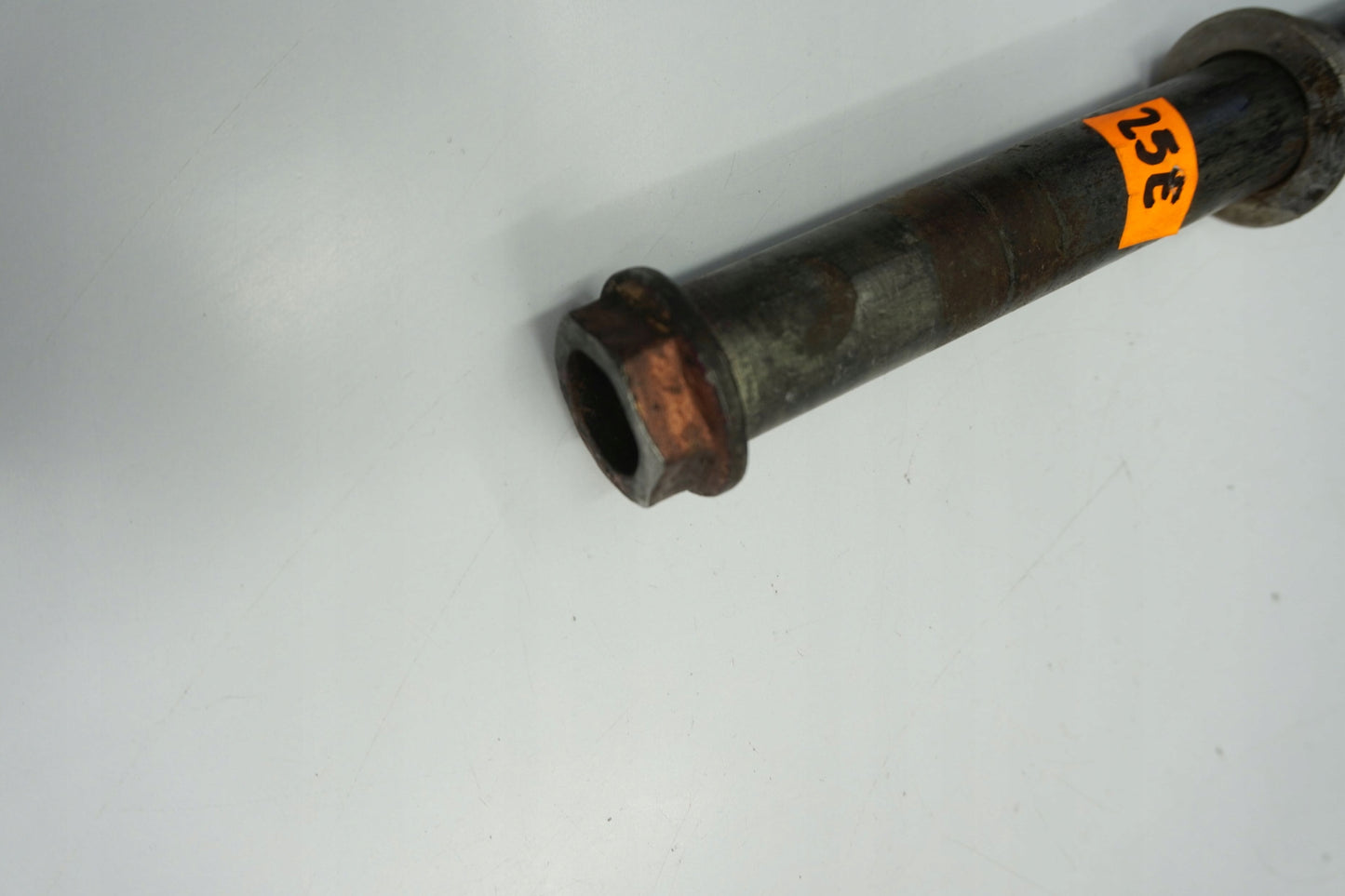 KAWASAKI ZX-10R 06-07 Vorderachse Achse vorne Radachse front axle 4