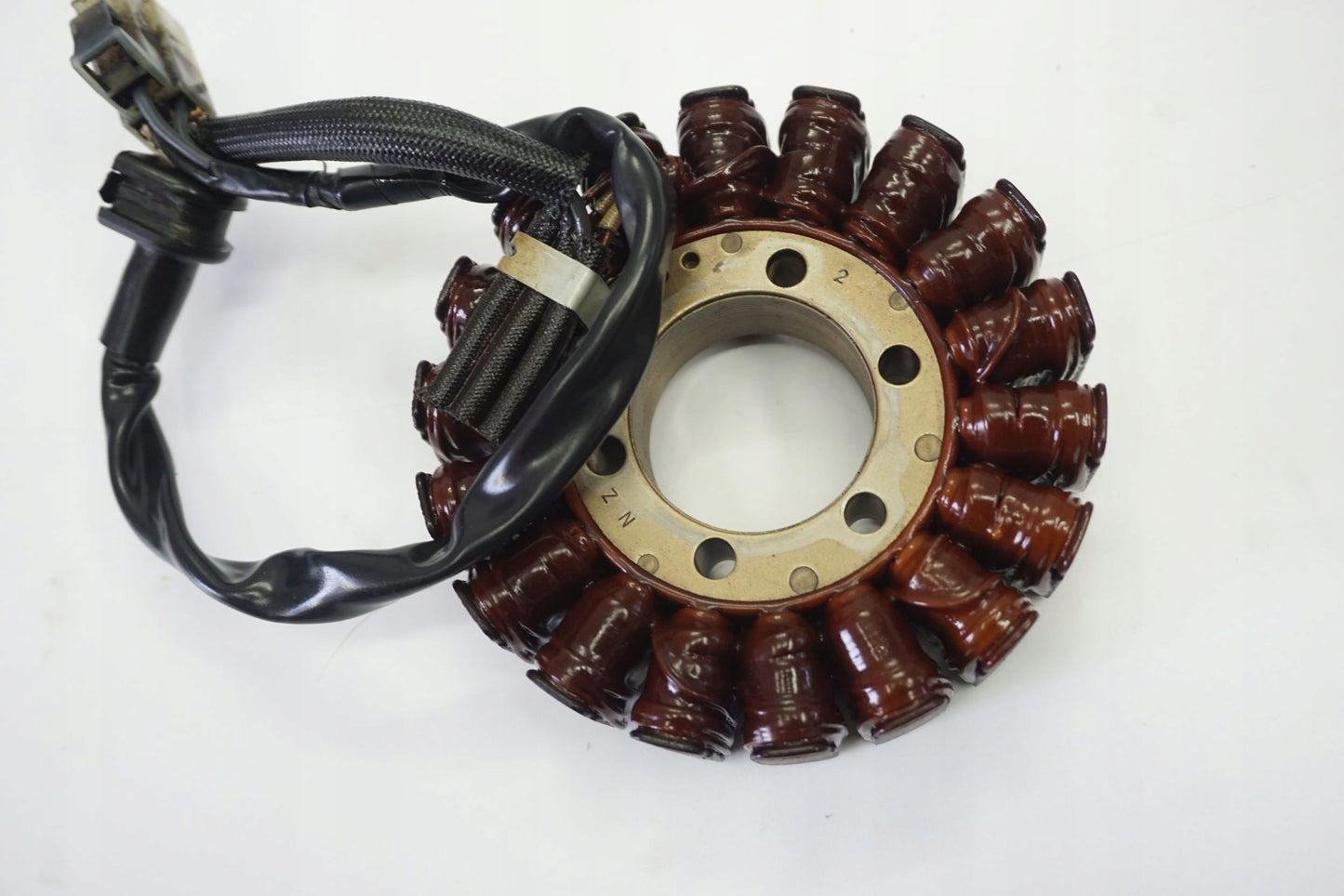 SUZUKI GSR 750 11-16 Lichtmaschine Stator Generator Lima Alternator 4