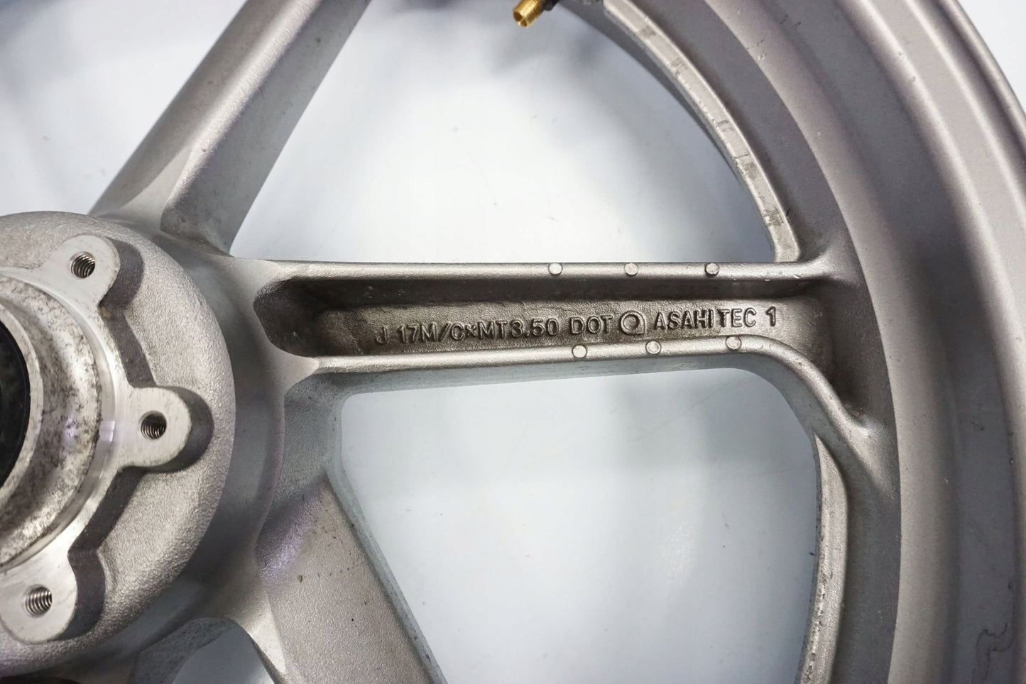 HONDA VFR 800 V-TEC 02-12 Felge vorne Wheel Vorderrad 6