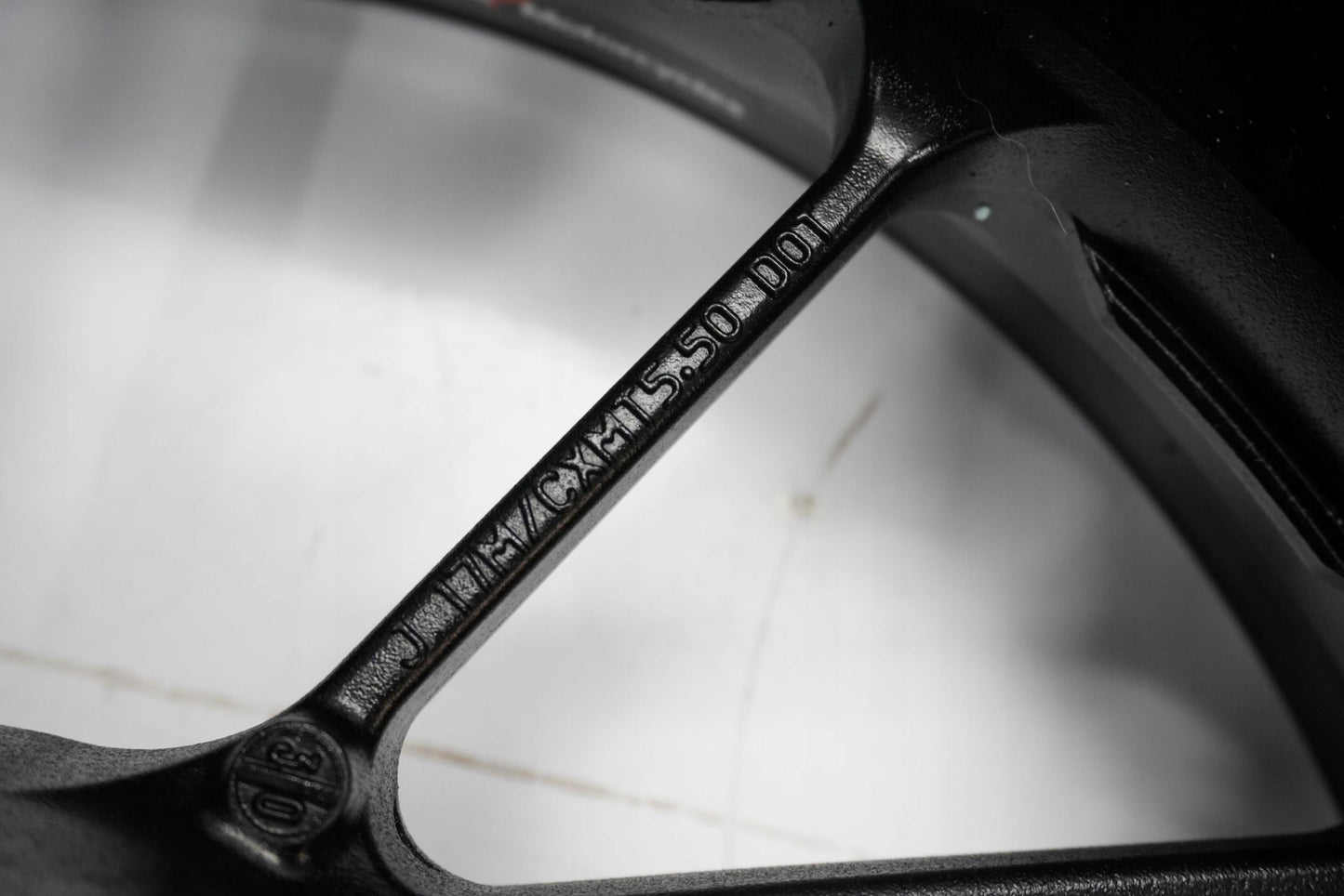 YAMAHA MT-09 13-16 Felge hinten Wheel Hinterrad 2