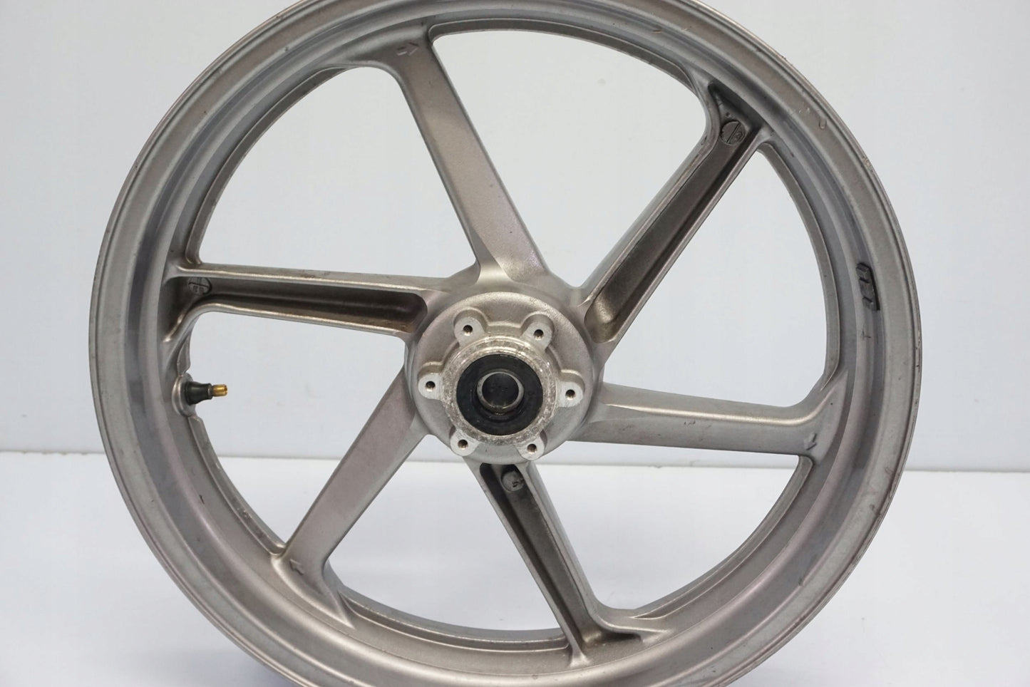 HONDA VFR 800 V-TEC 02-12 Felge vorne Wheel Vorderrad 4