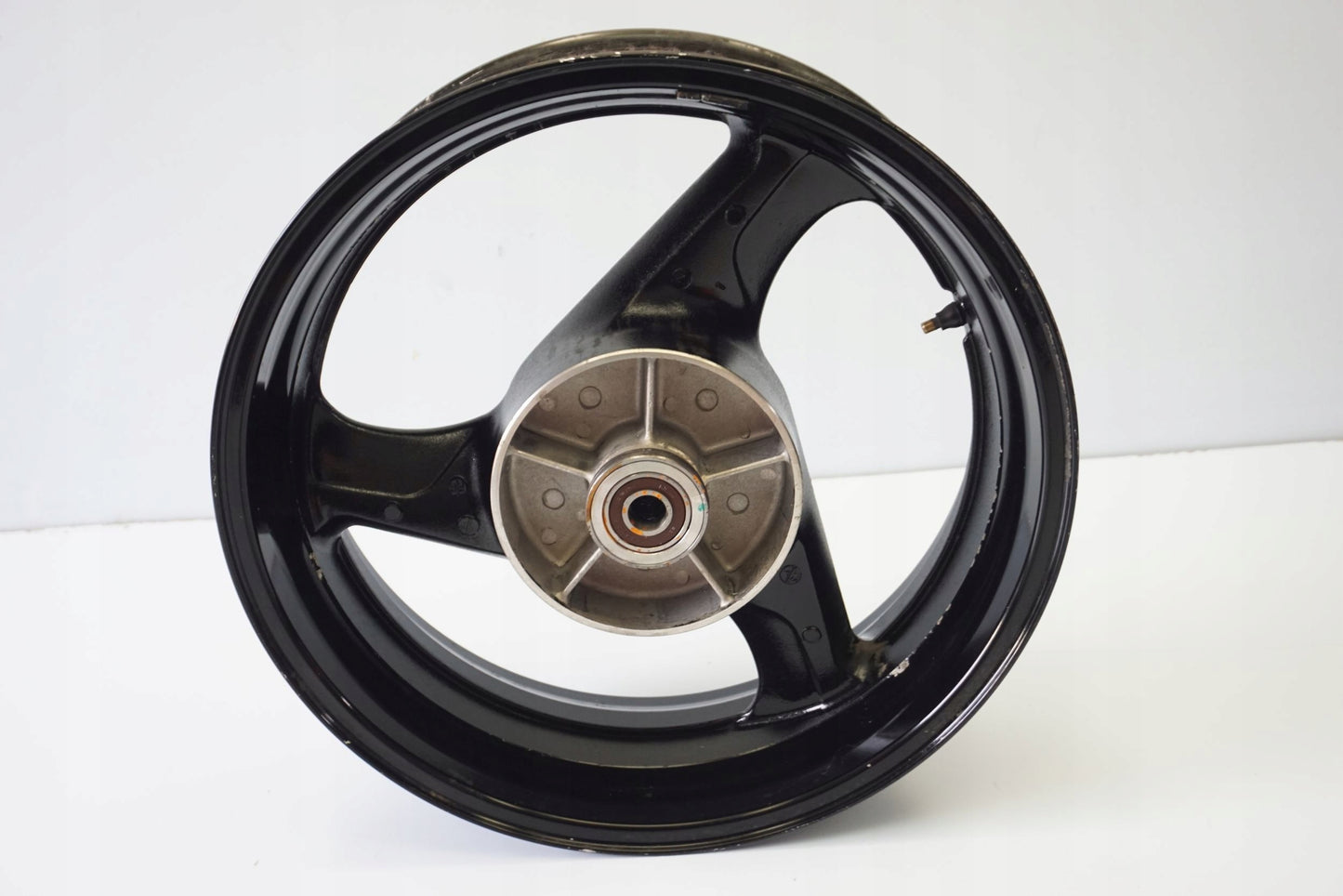 HONDA CBR 600 F4 PC35 99-00 Felge hinten Wheel Hinterrad