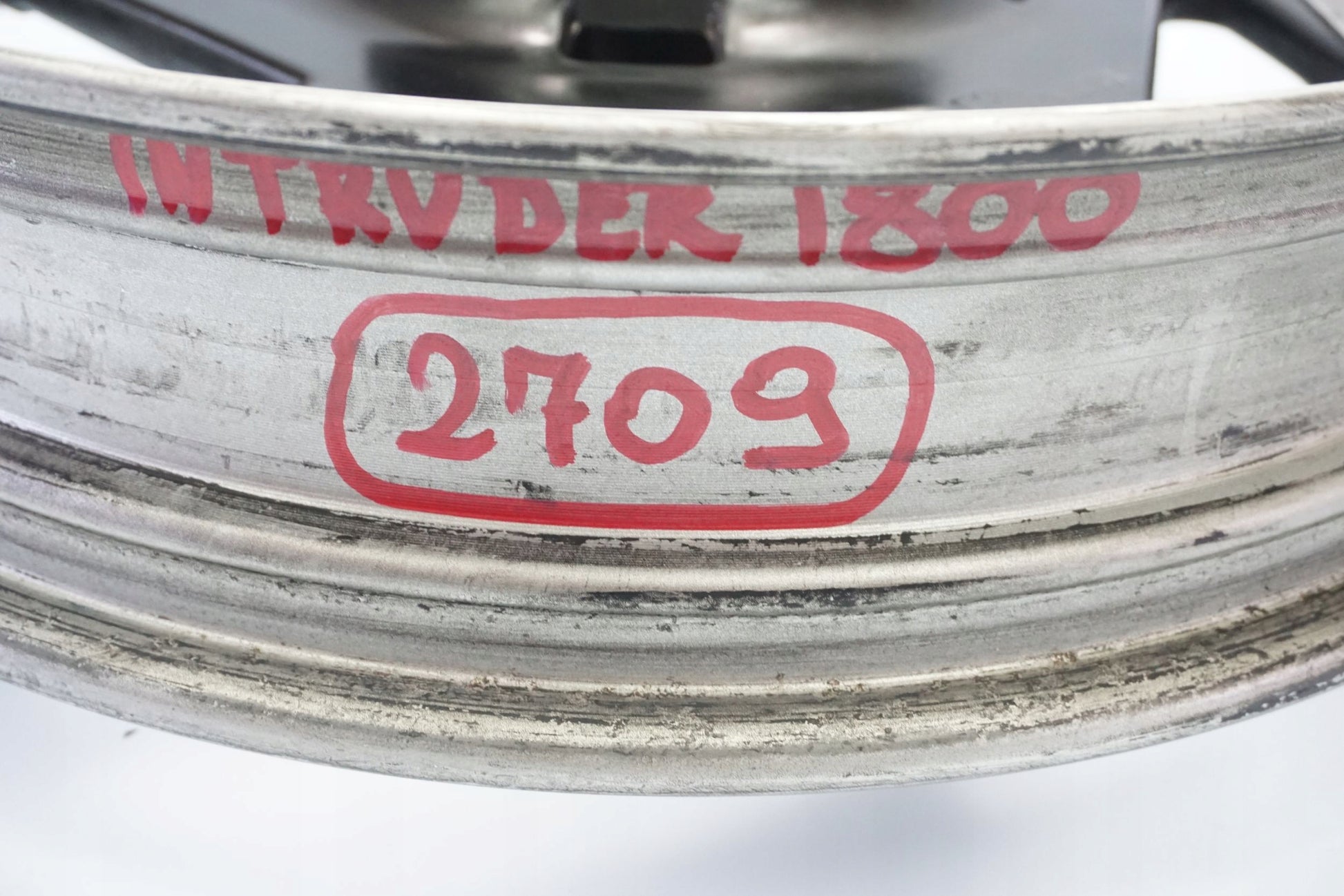 SUZUKI M 1800 R INTRUDER 06- Felge vorne Wheel Vorderrad 4