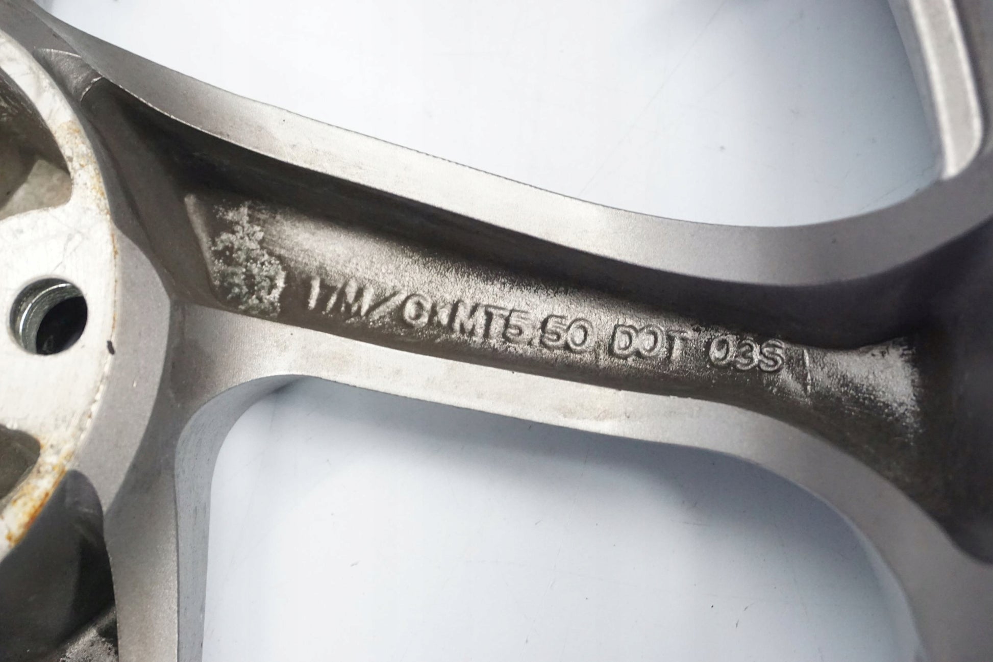 HONDA VFR 800 V-TEC 02-12 Felge hinten Wheel Hinterrad 7